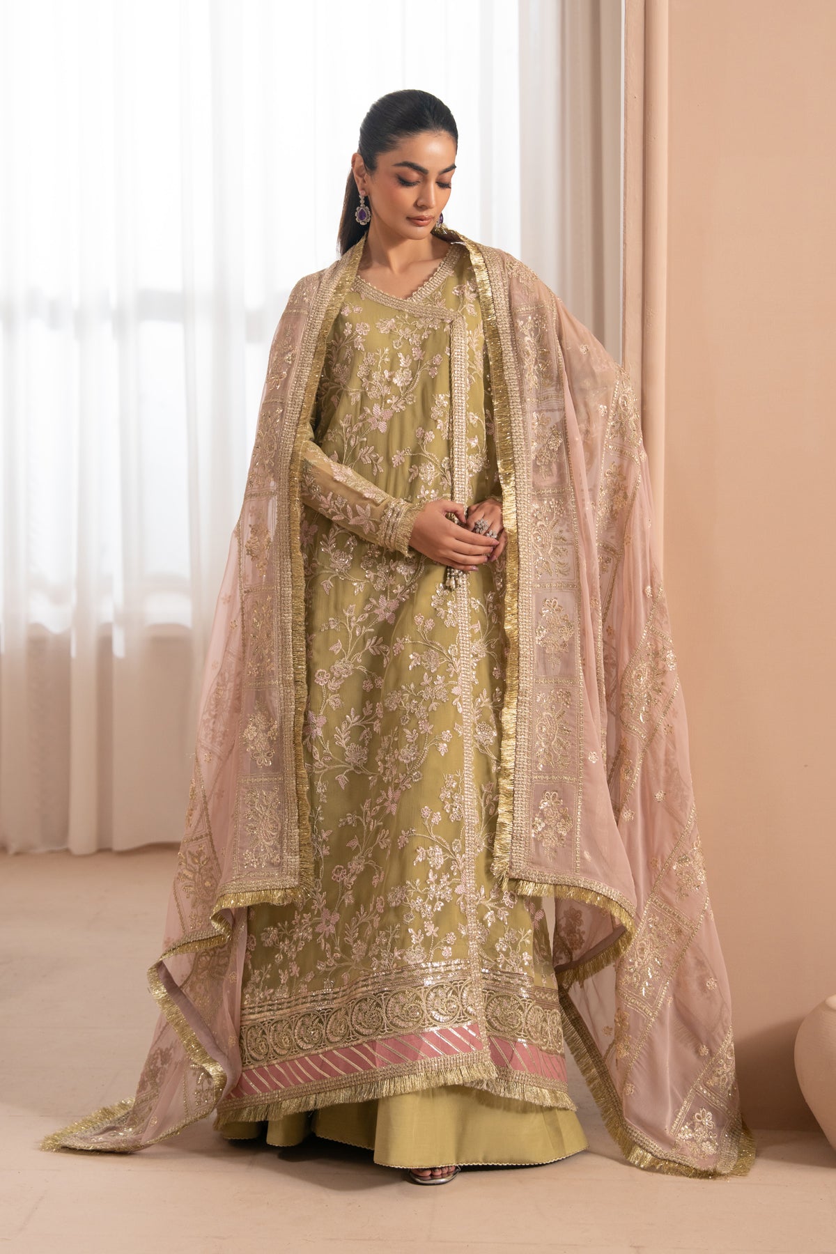 Zaeva Luxury Festive Formals – NIVVI
