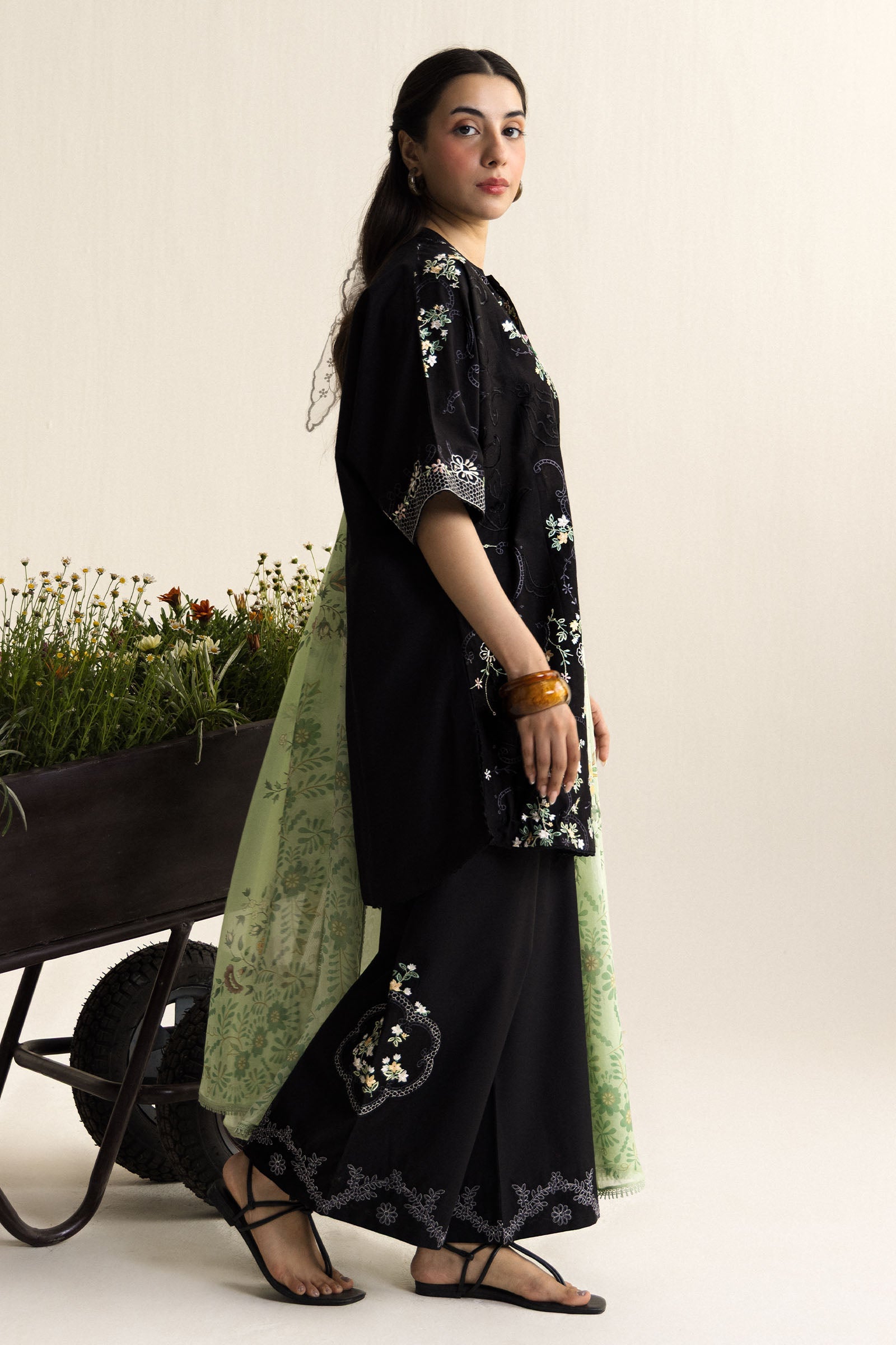 Coco Lawn Edit II – Eira-10A