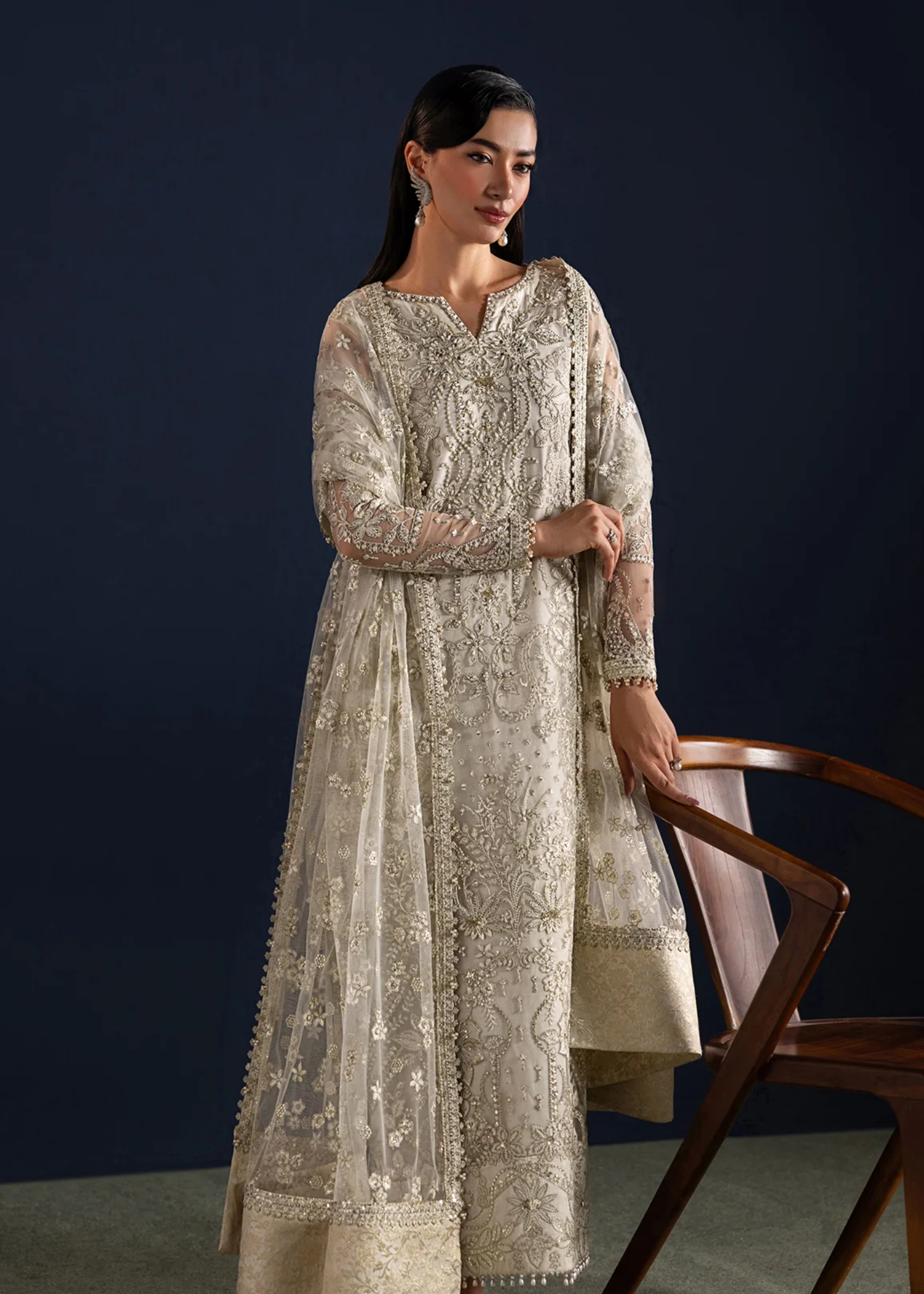net Unstitched in Pearl white