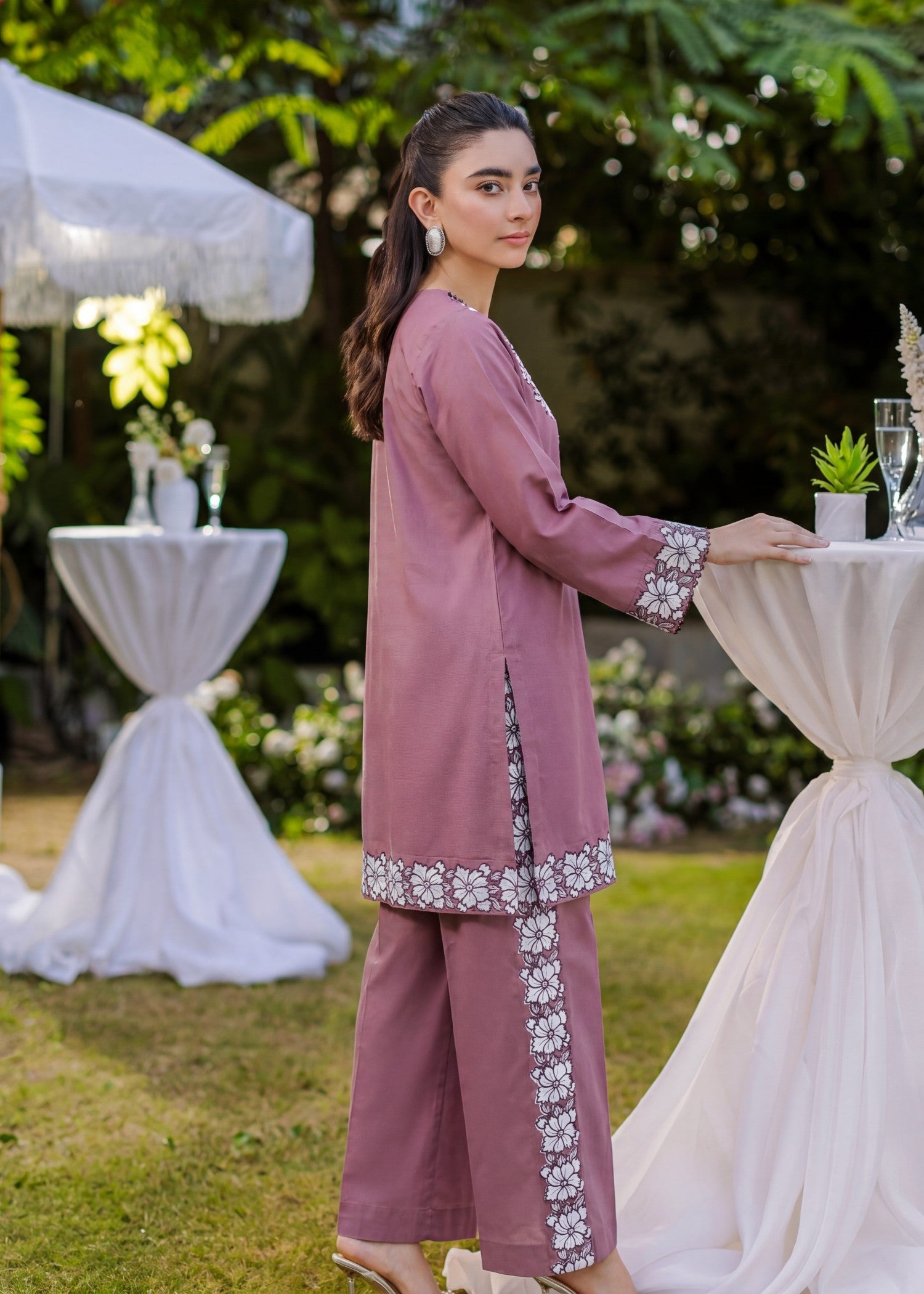 lawn Kurta Set in Zinnia pink