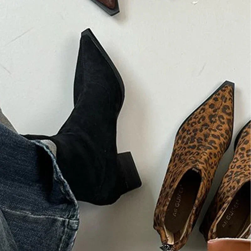 JANET BOOTS
