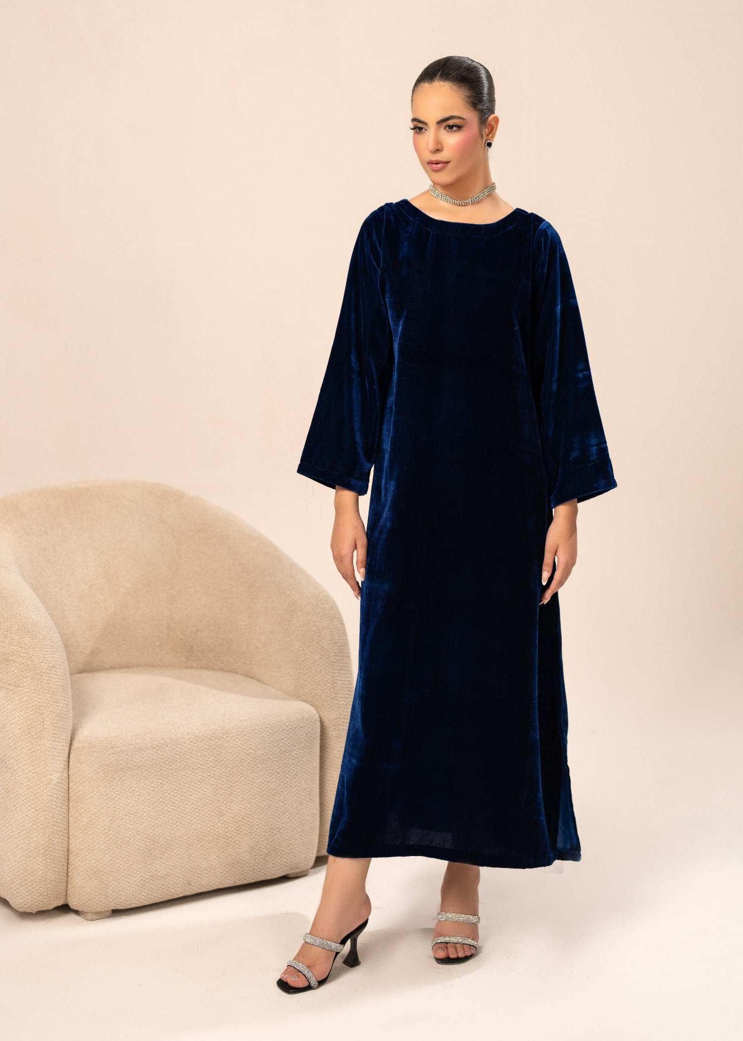 velvet Kaftan in Royal blue