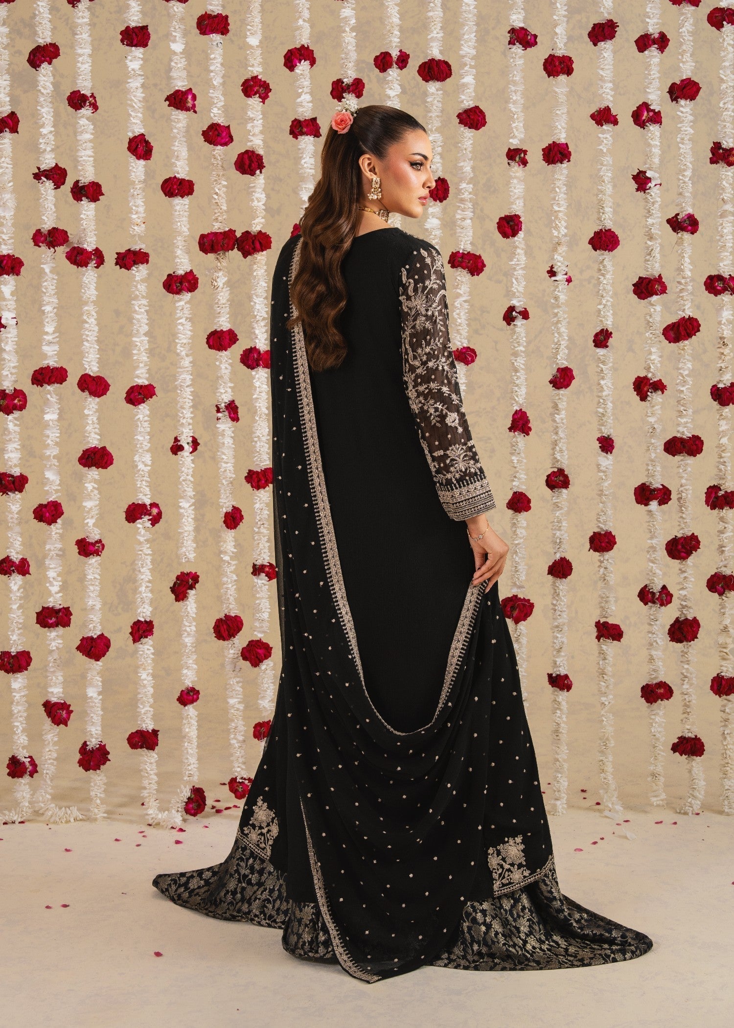 chiffon Pishwas in Black