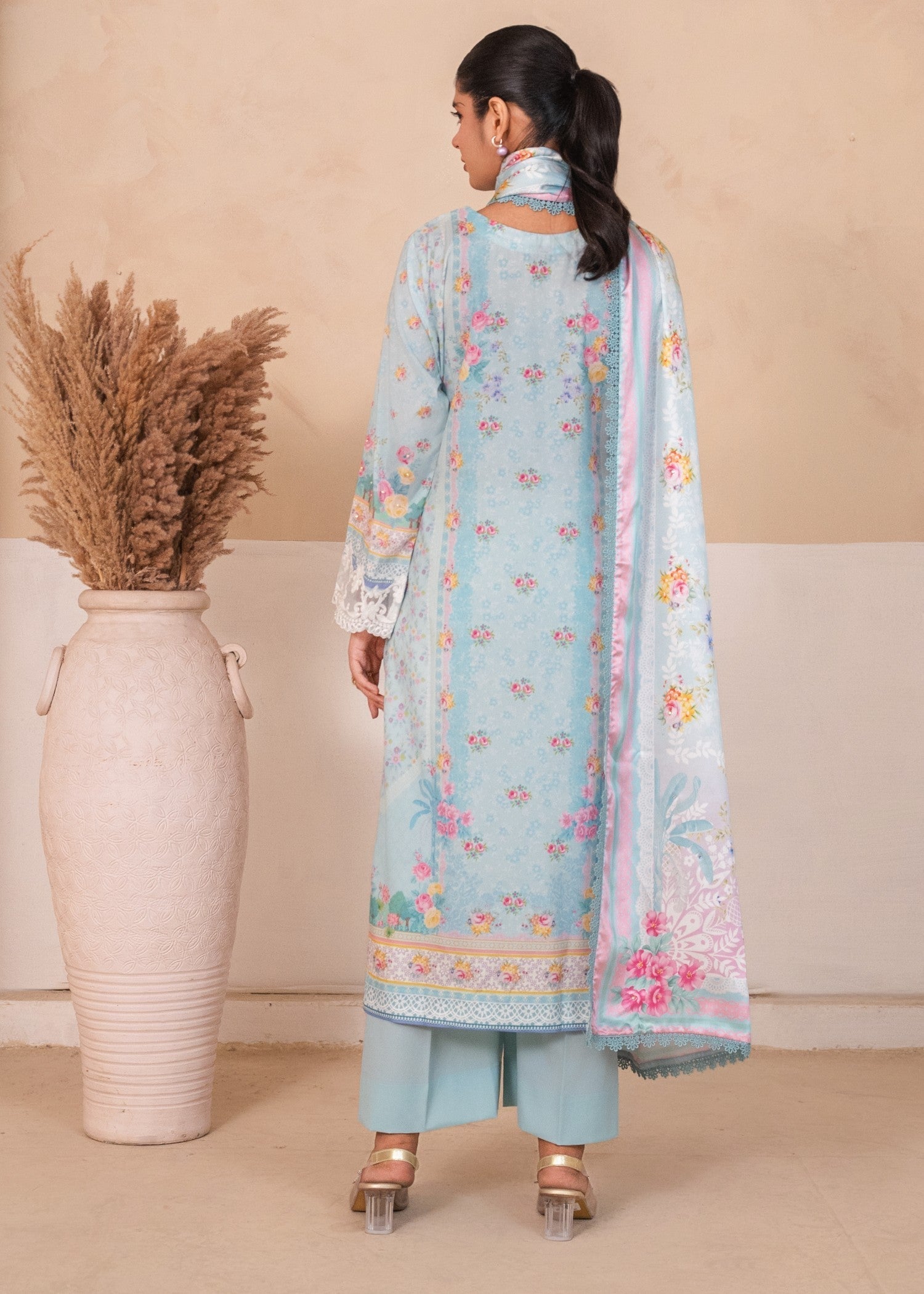 crepe silk Kurta Set in Light blue
