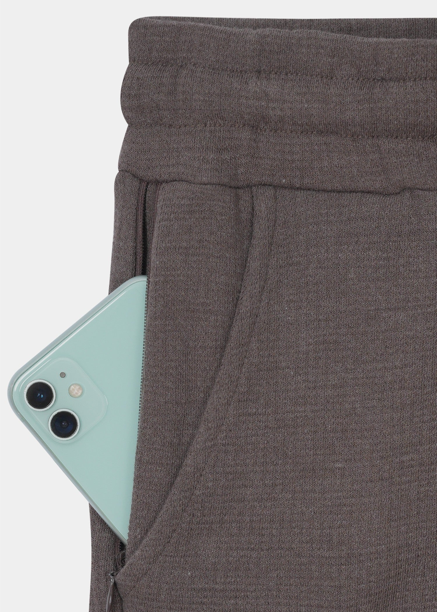 interlock knit Shorts in Dark brown