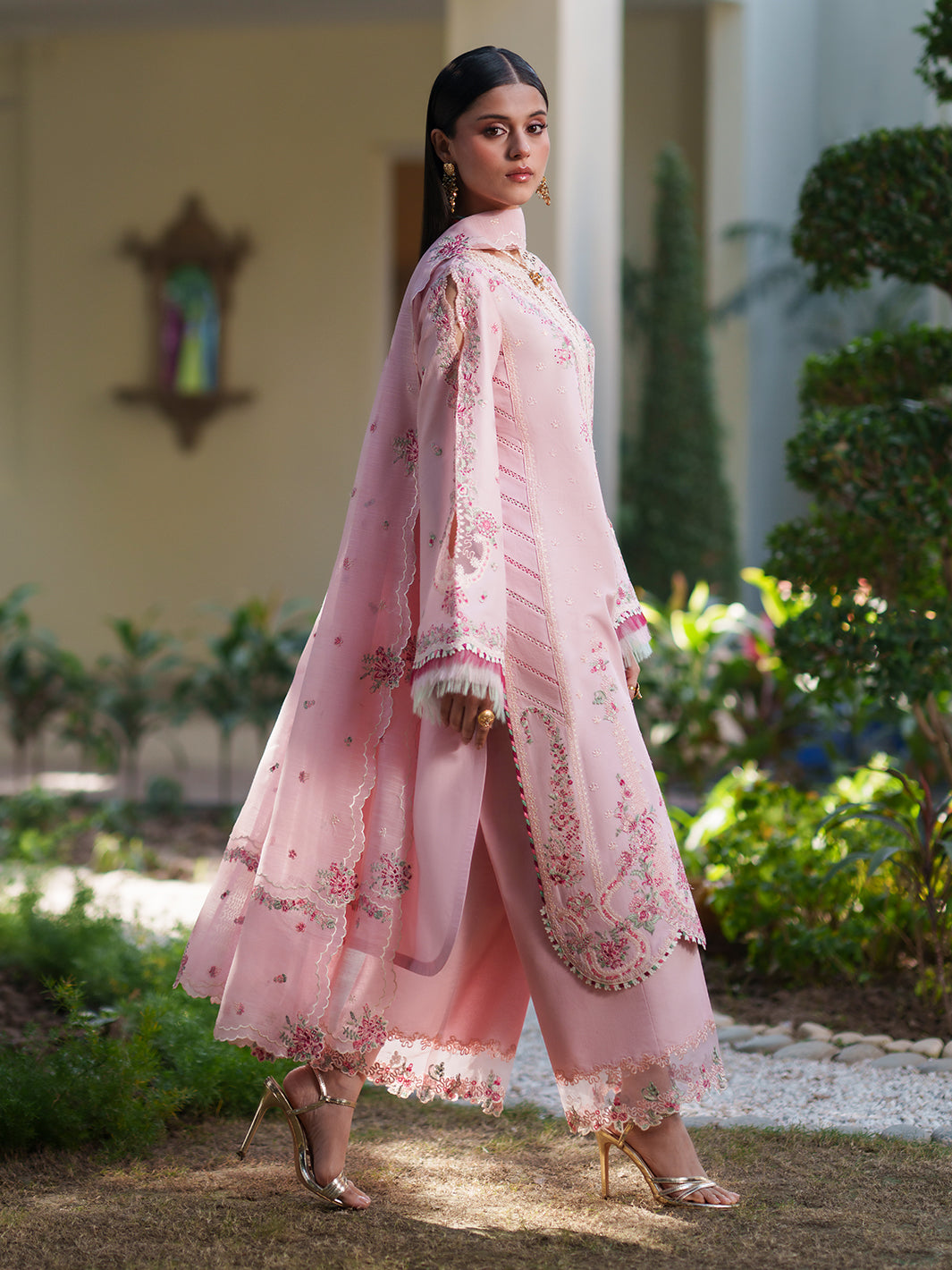 Heritage Dore Lawn – 176-B