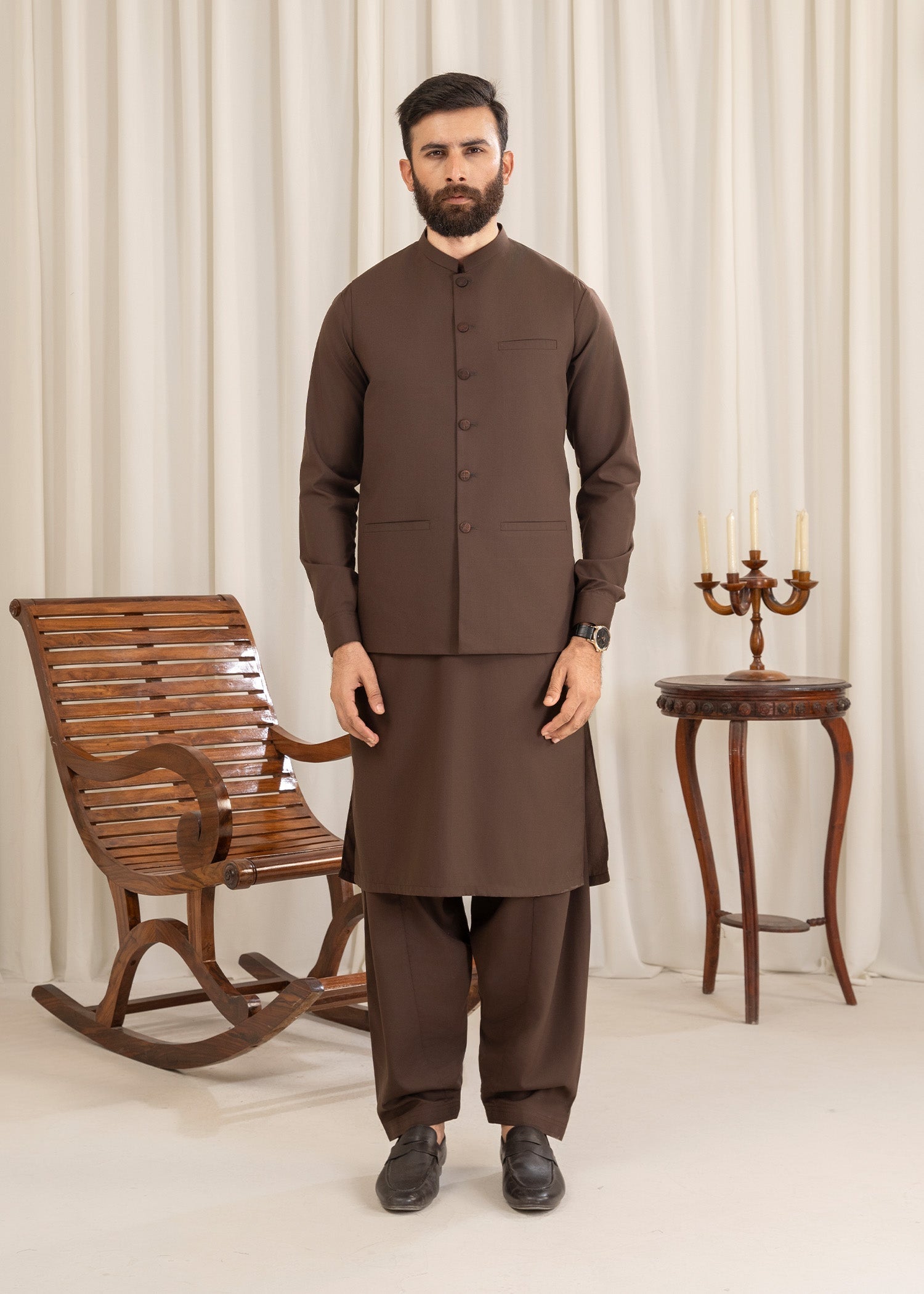 wash & wear Waistcoat in Chocolate brown