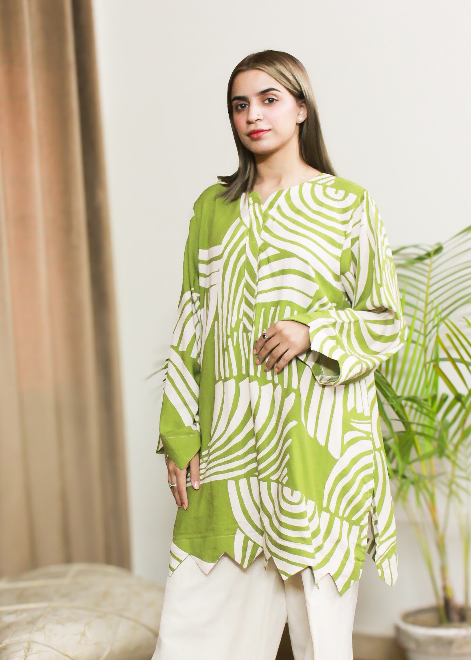 linen Kurti in Ivory, herb green