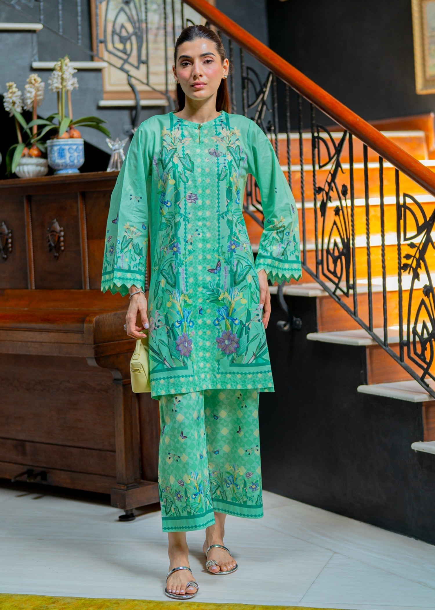 cambric Unstitched in Mint green