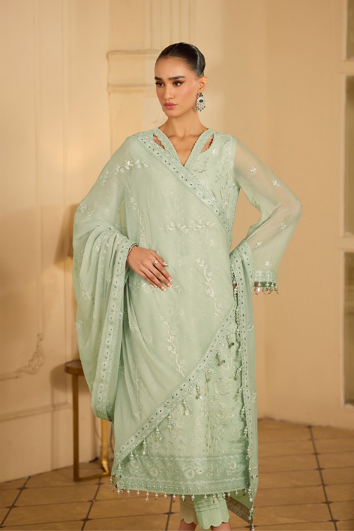Luxury Festive Formals – 2252-Zehnora