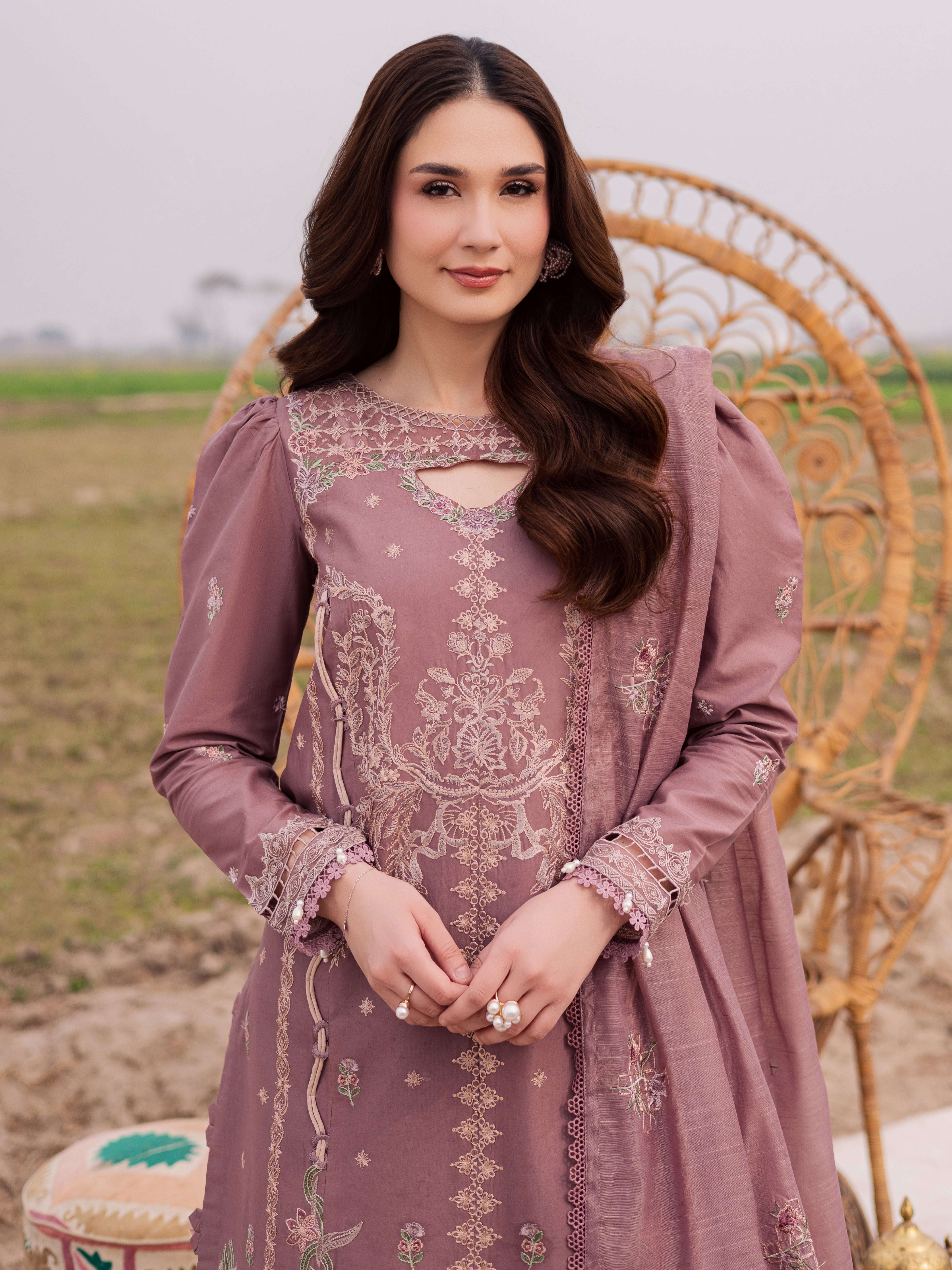 Dil-e-Raqsum Lawn – DQ-05