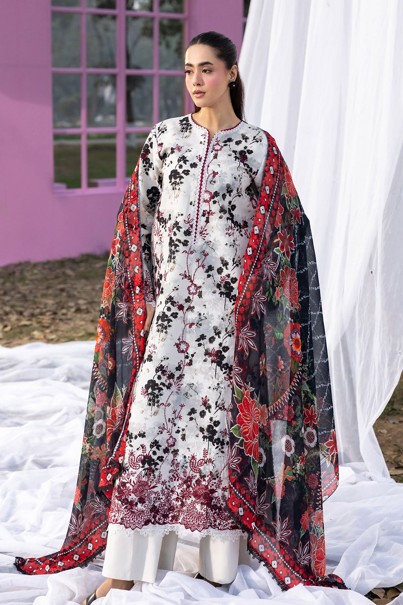 Printkari Lawn – E-10
