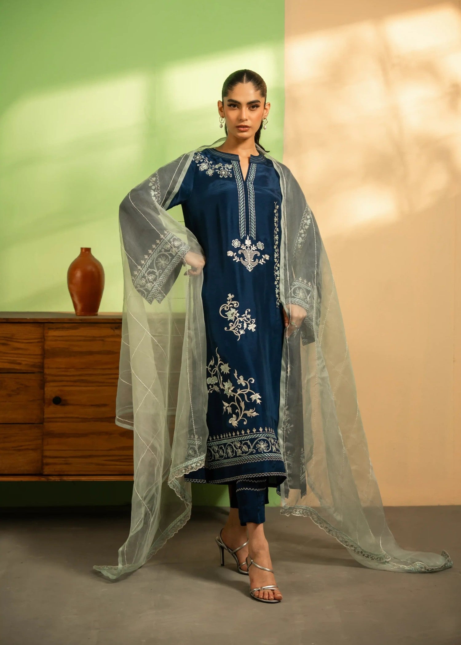 khaddi silk Kurta Set in Navy blue