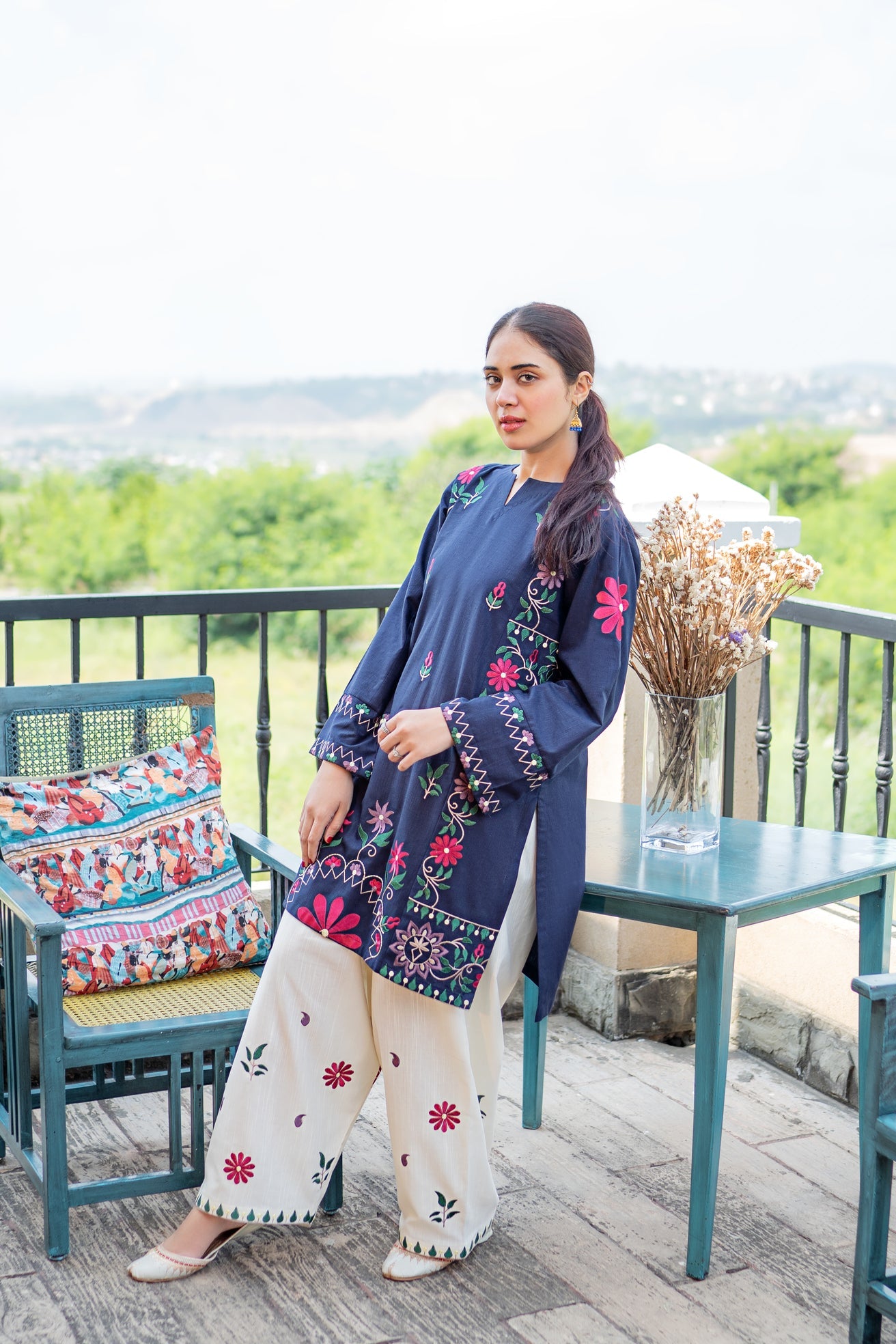 slub khaddar Kurta Set in Off-white, navy blue