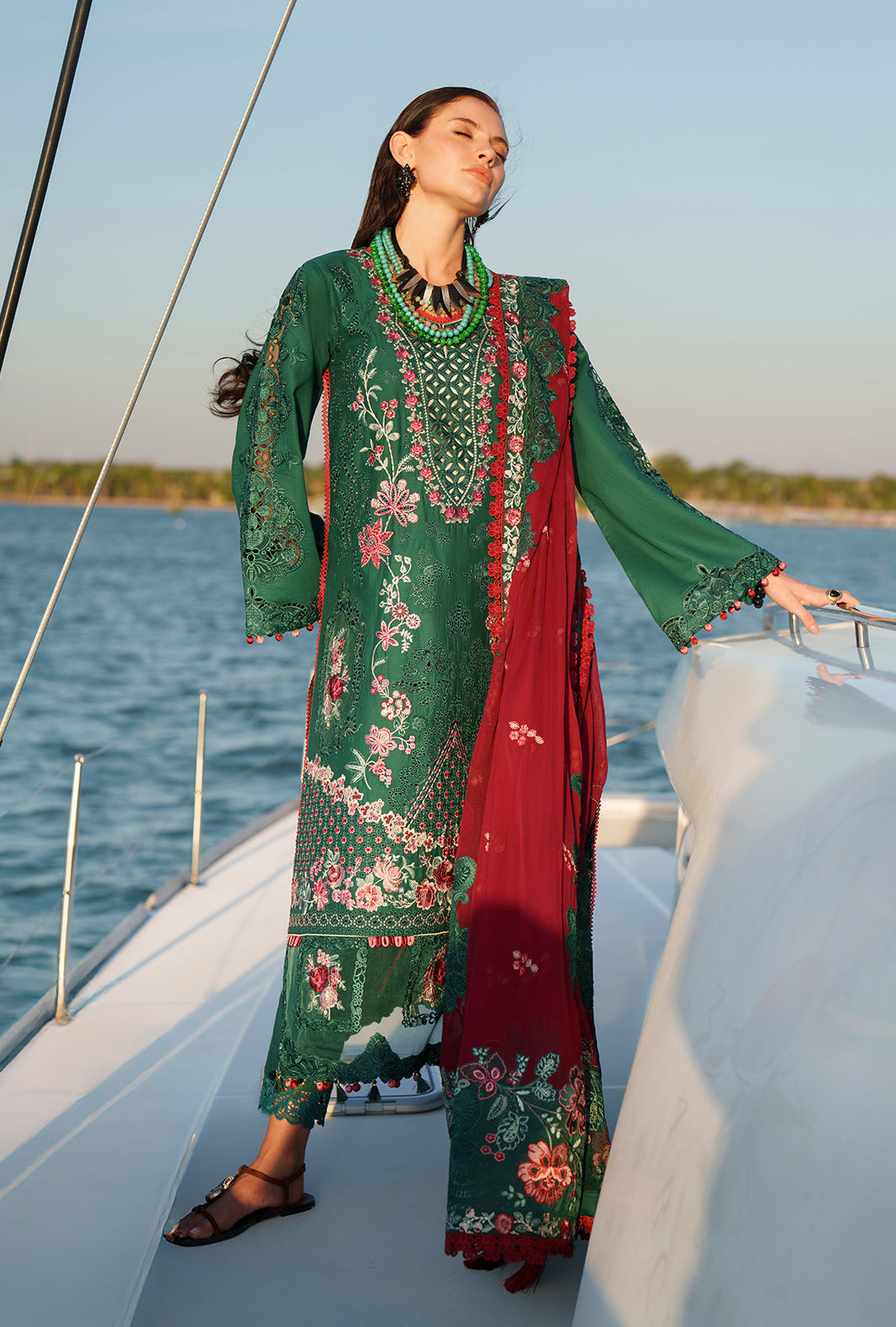 AJR Evara Luxury Lawn – Yara