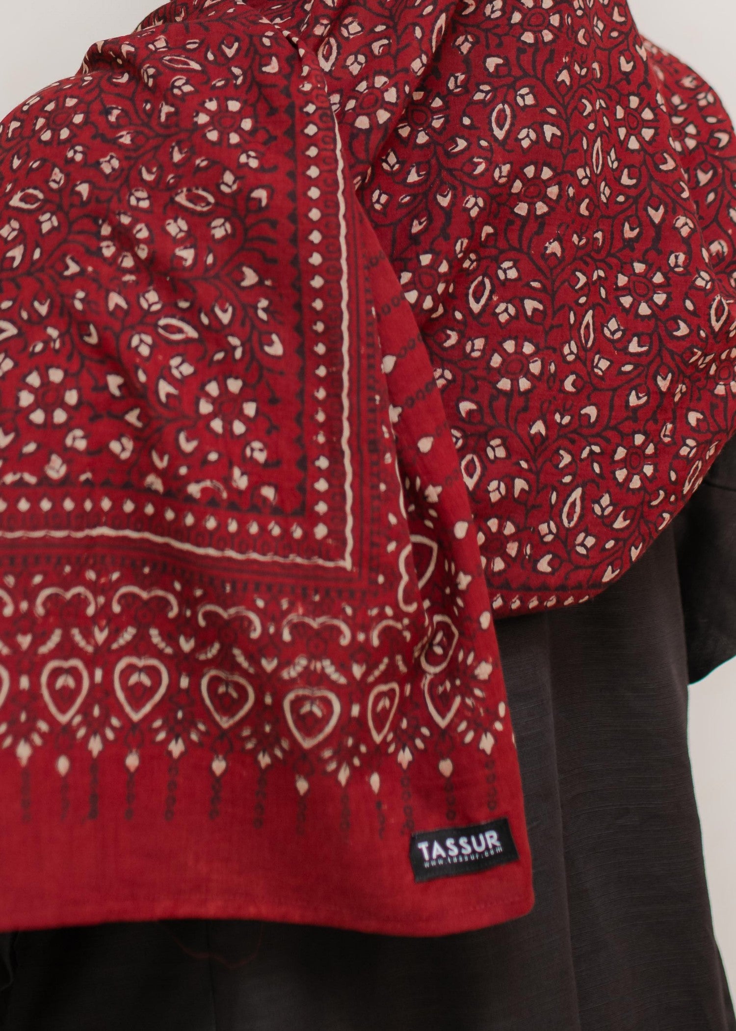lawn cotton Hijab in Carmine