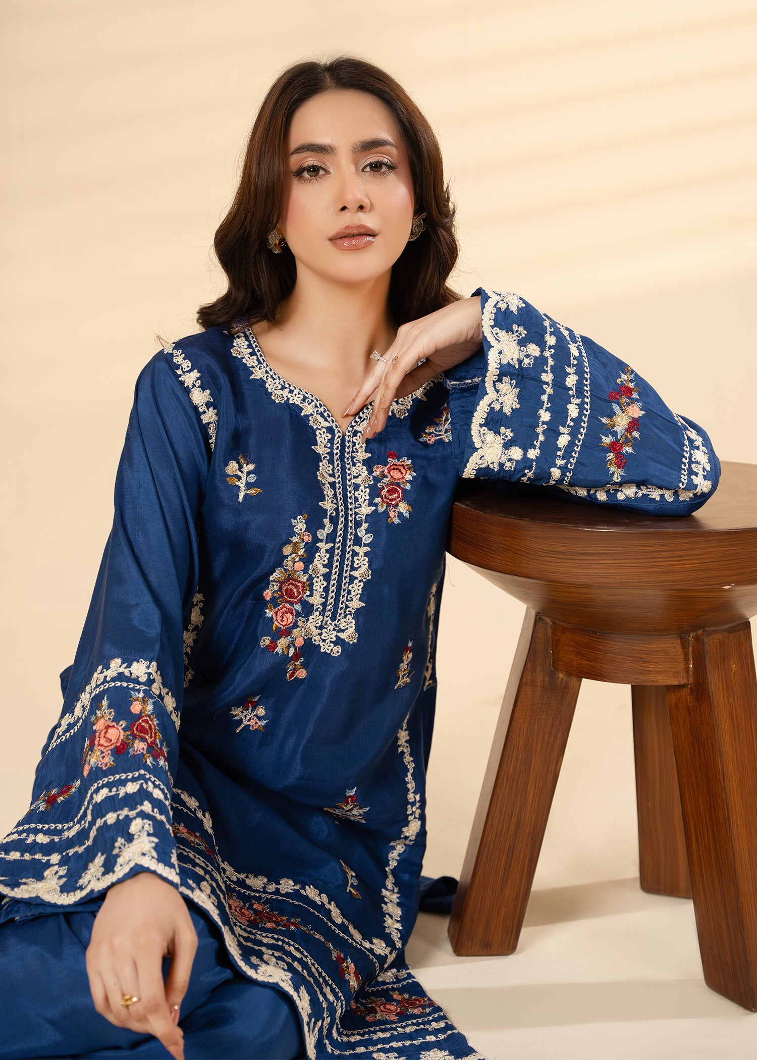 viscose raw silk Kurta Set in Royal blue