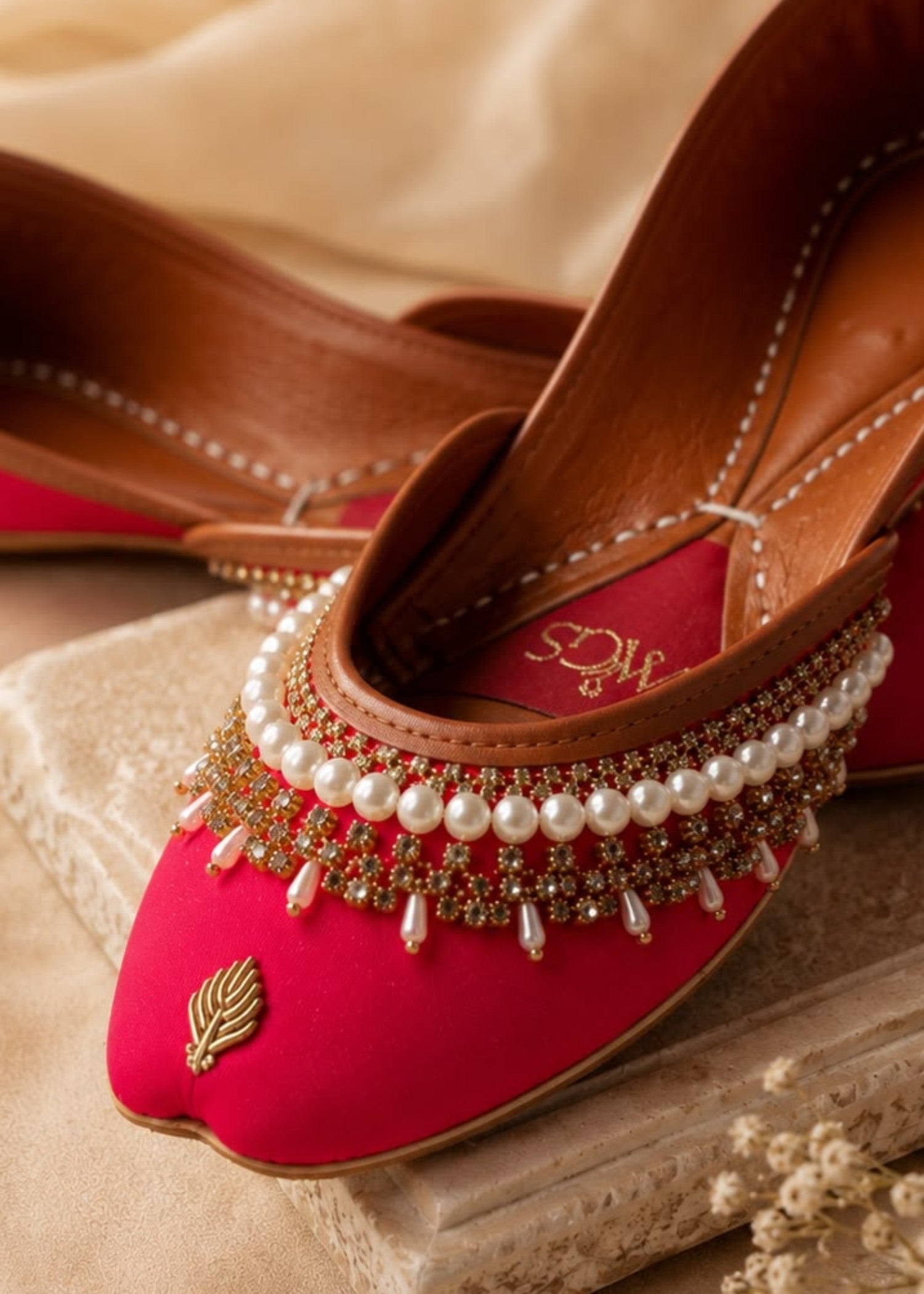Khussa in Deep pink by - High Quality Women Khussa PNJ2116