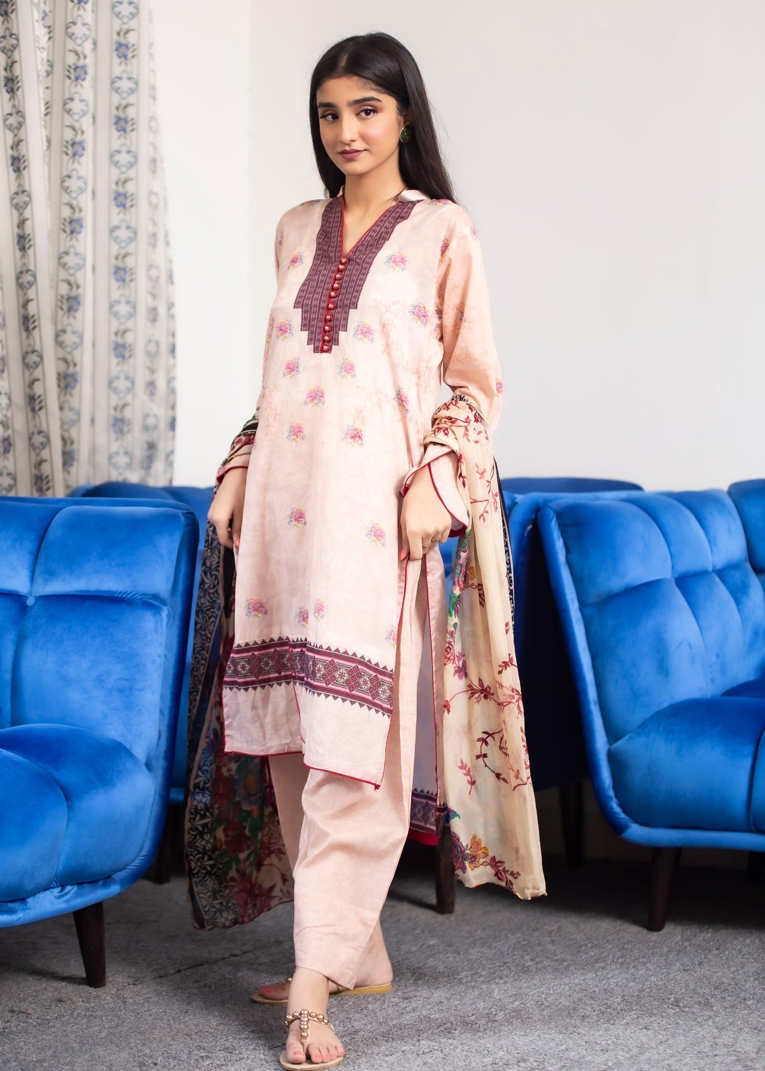 lawn Kurta Set in Light pink