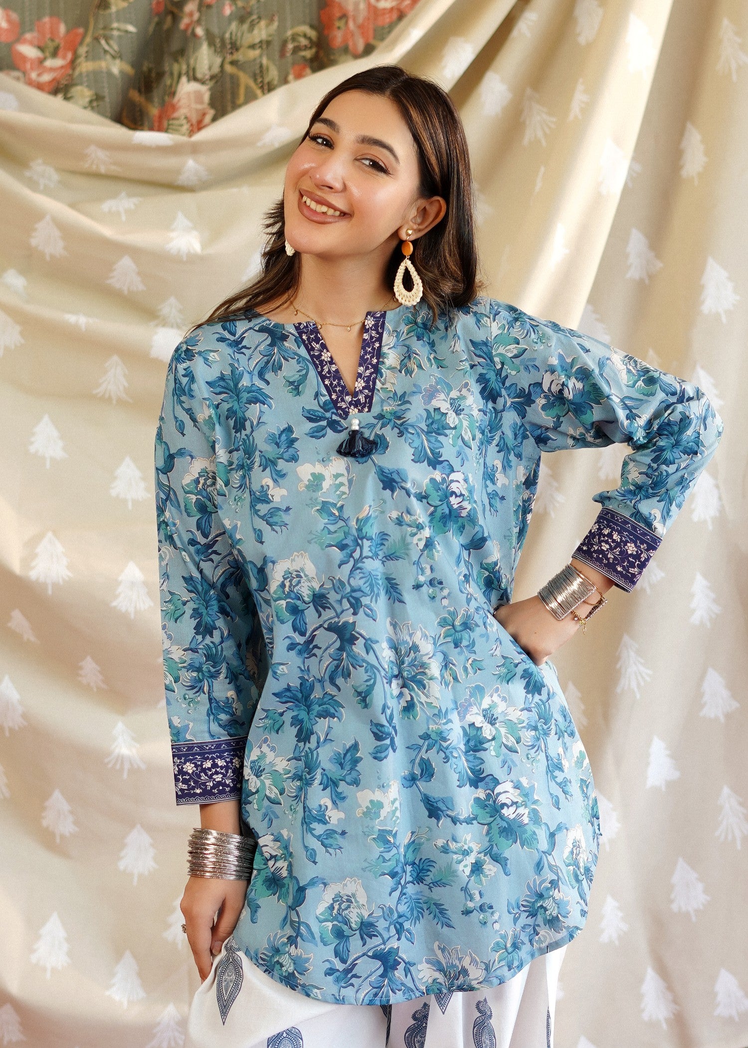lawn Kurta Set in Azure