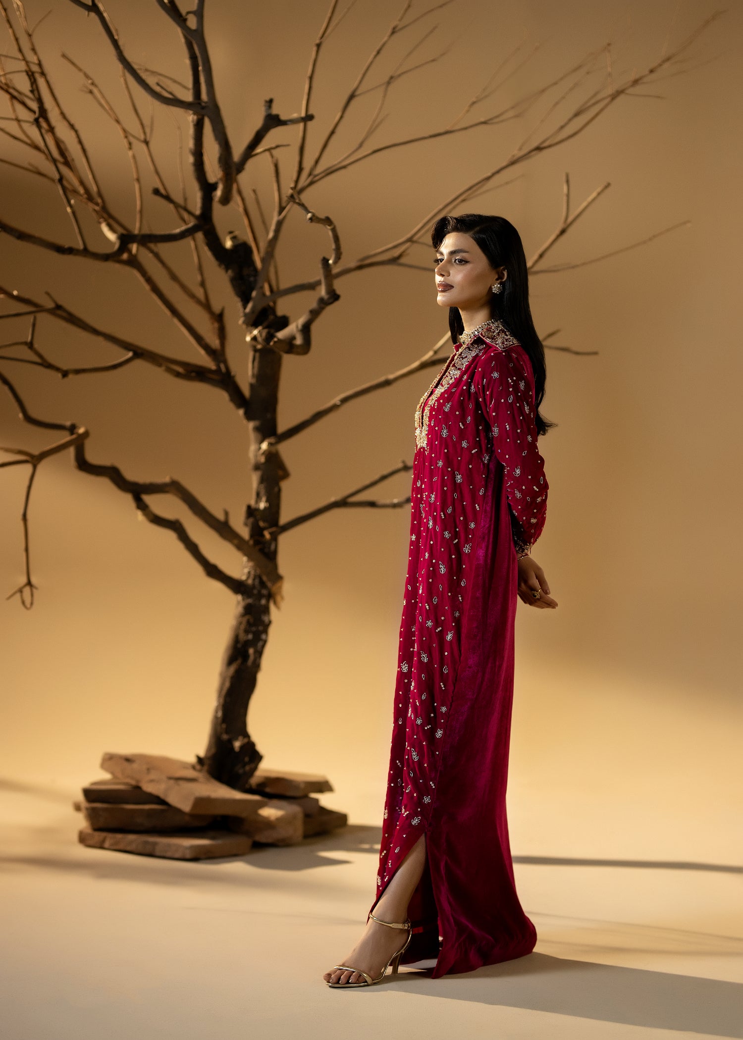 chinese micro velvet 9000 Kaftan in Hot pink