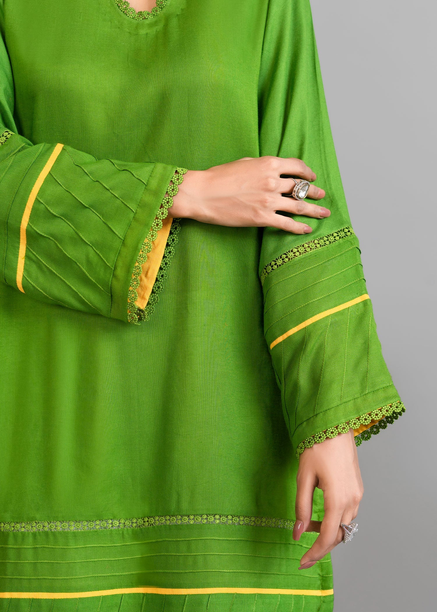 linen Kurta Set in Green