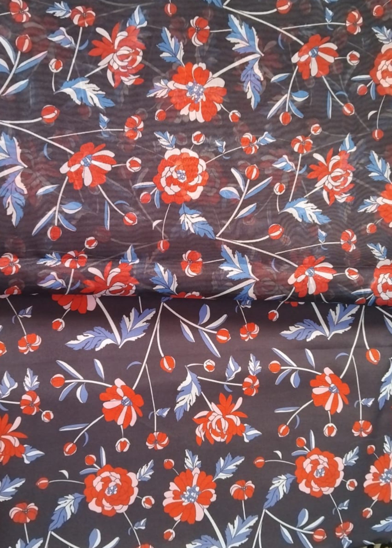 arabic lawn Unstitched in Black, deep pink, white