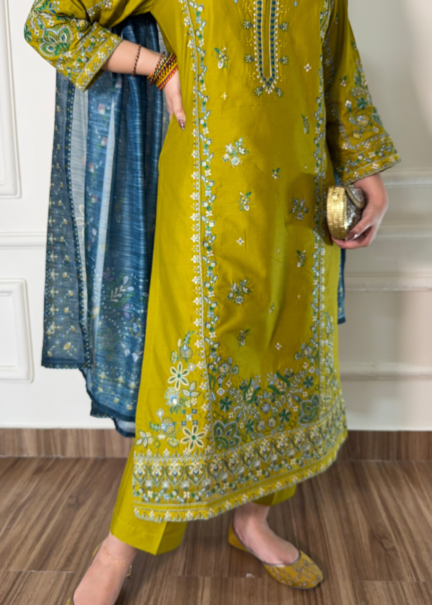lawn cotton Kurta Set in Pear