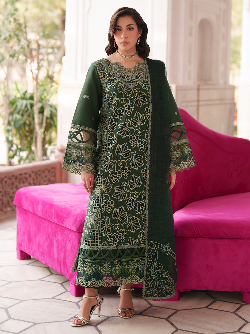 Nilofer Luxury Lawn – NL-09