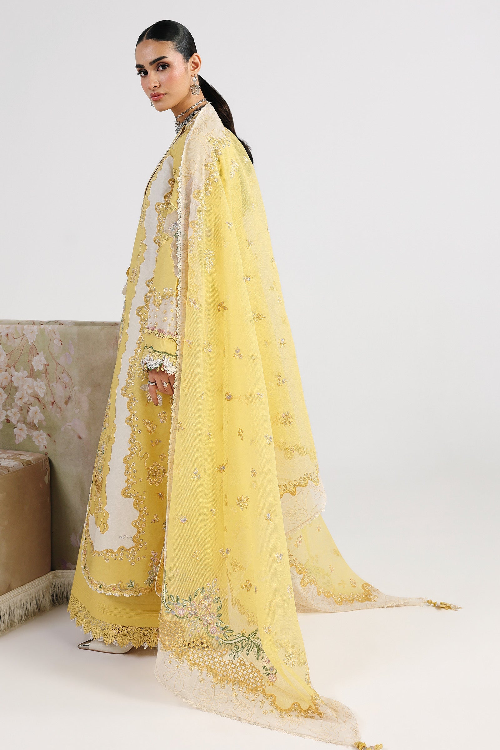 Festive Luxury Lawn – QFL-05 ZARIA