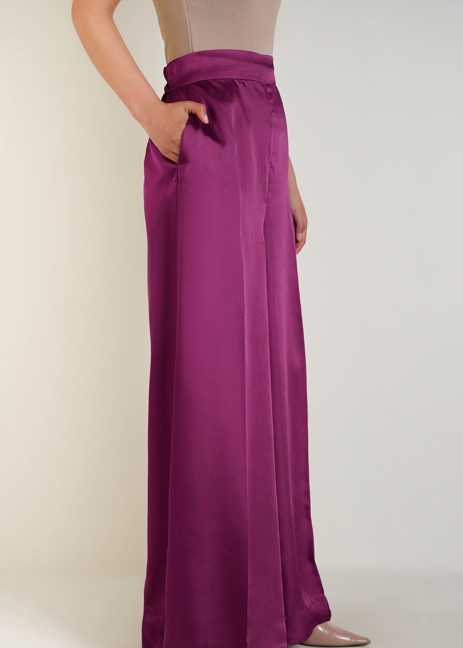 charmuse/shamooz Skirt in Magenta