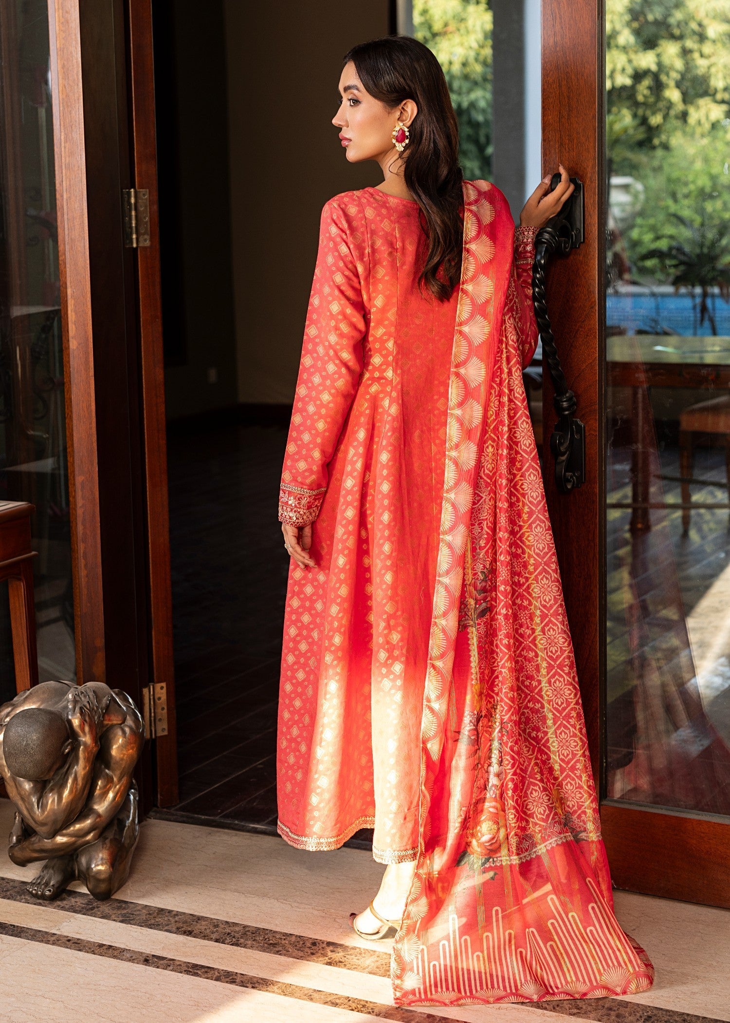 jacquard Pishwas in Tomato red