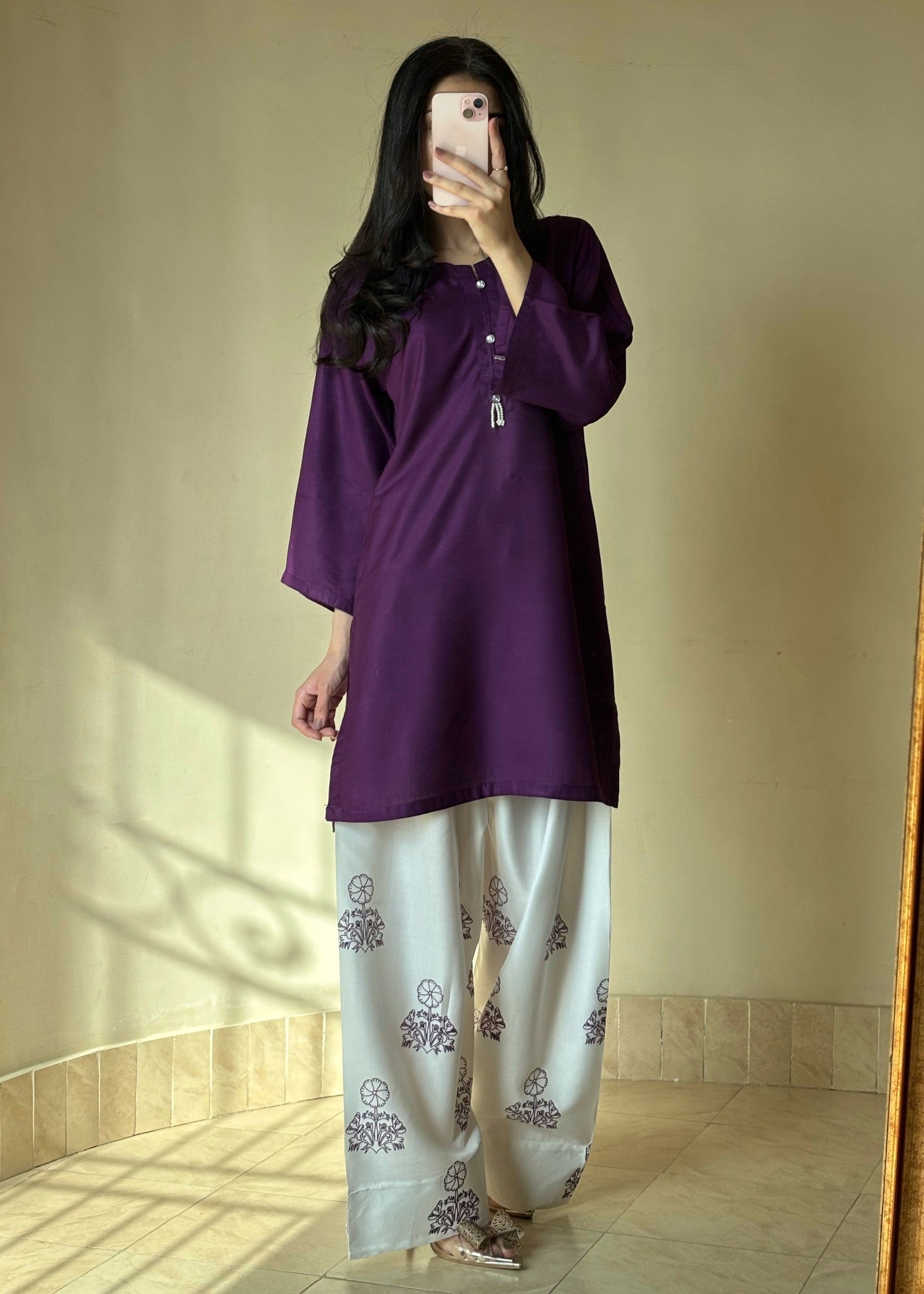 linen Kurta Set in White, purple