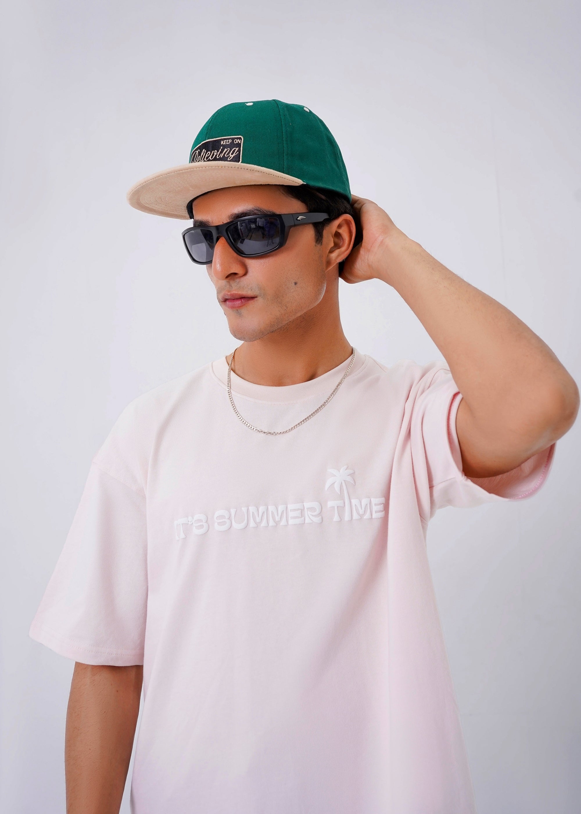 cotton T Shirt in Pink by Girafits