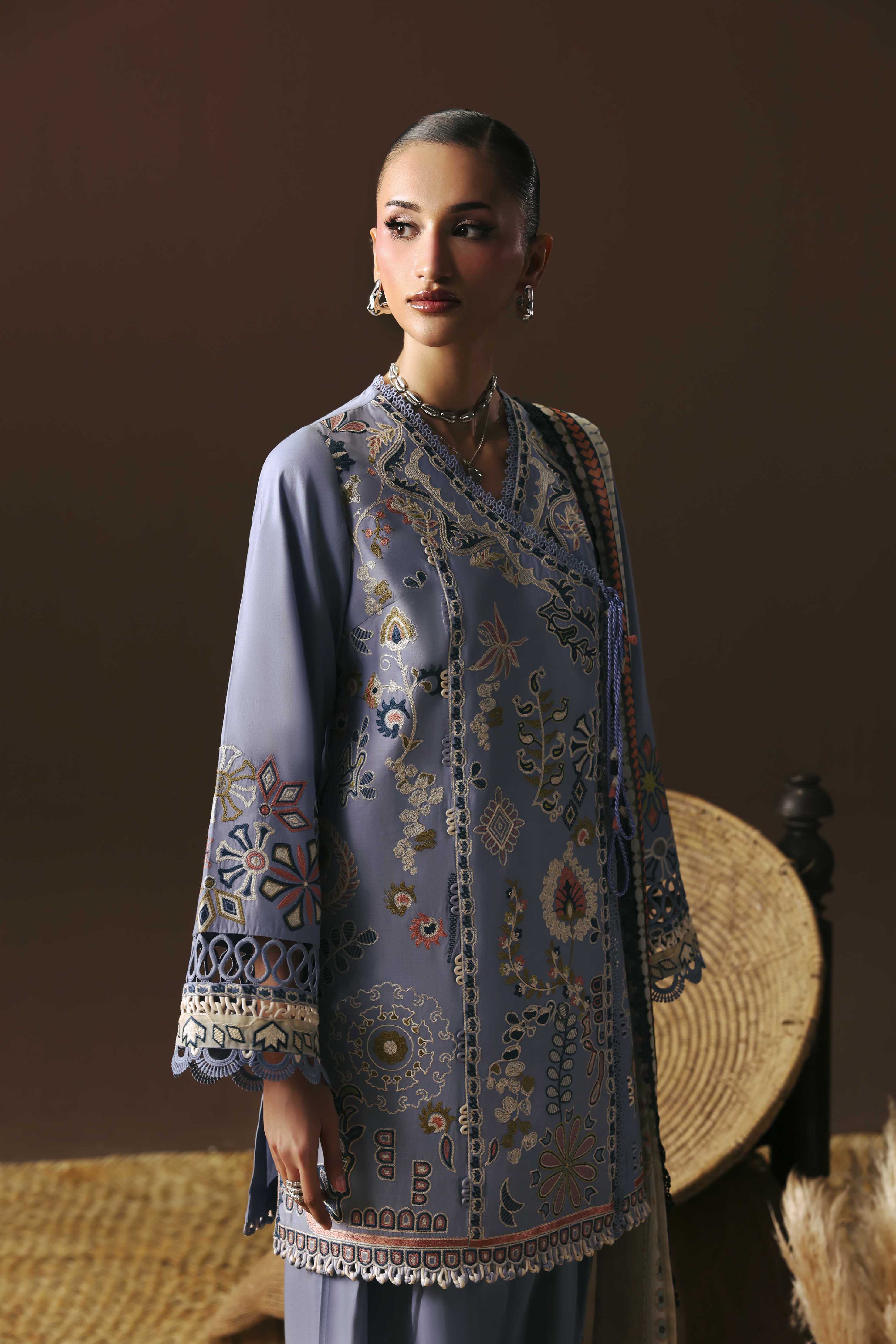 Luxury Lawn – SL-02-26-V2