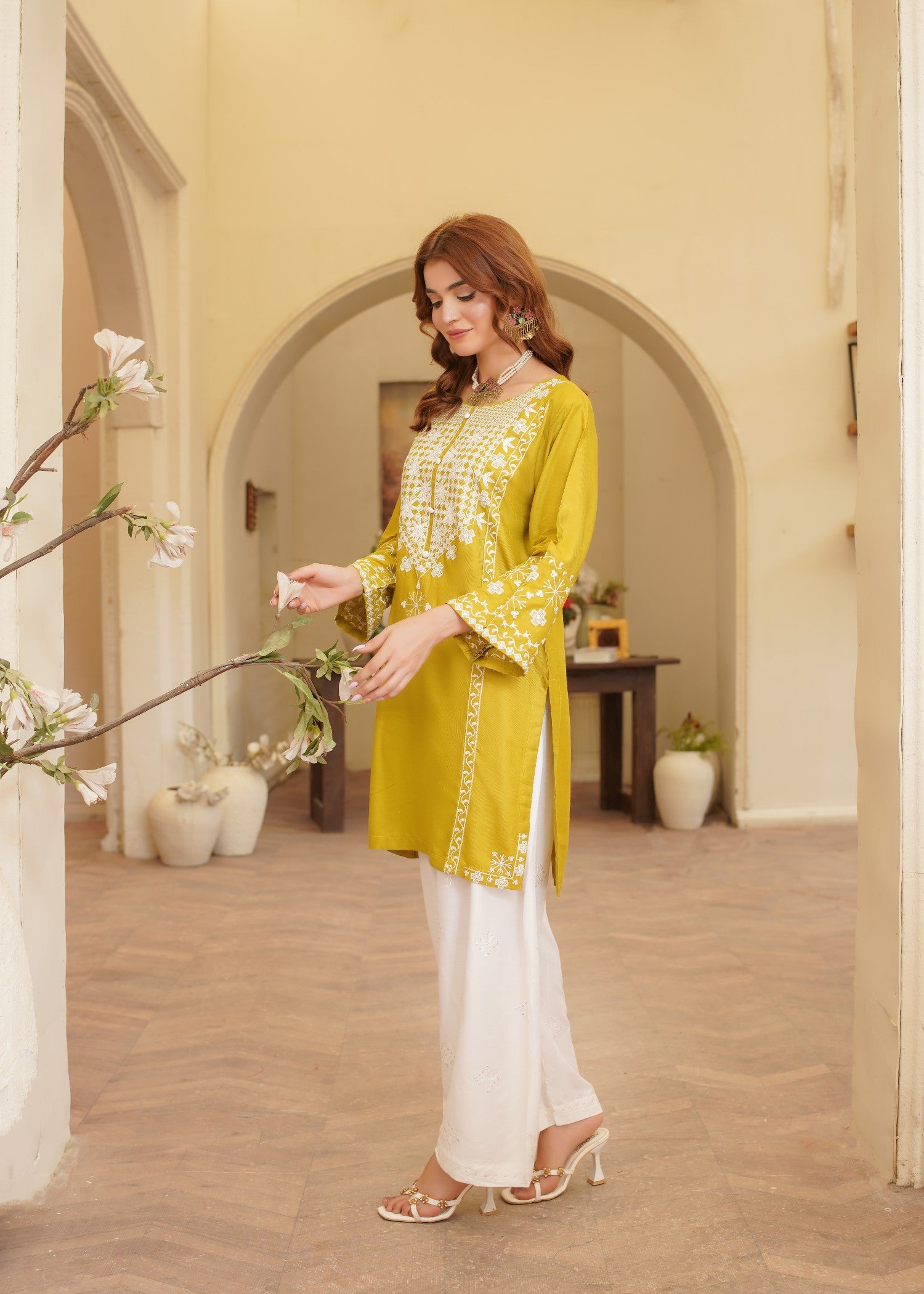 linen Kurta Set in White, acid yellow