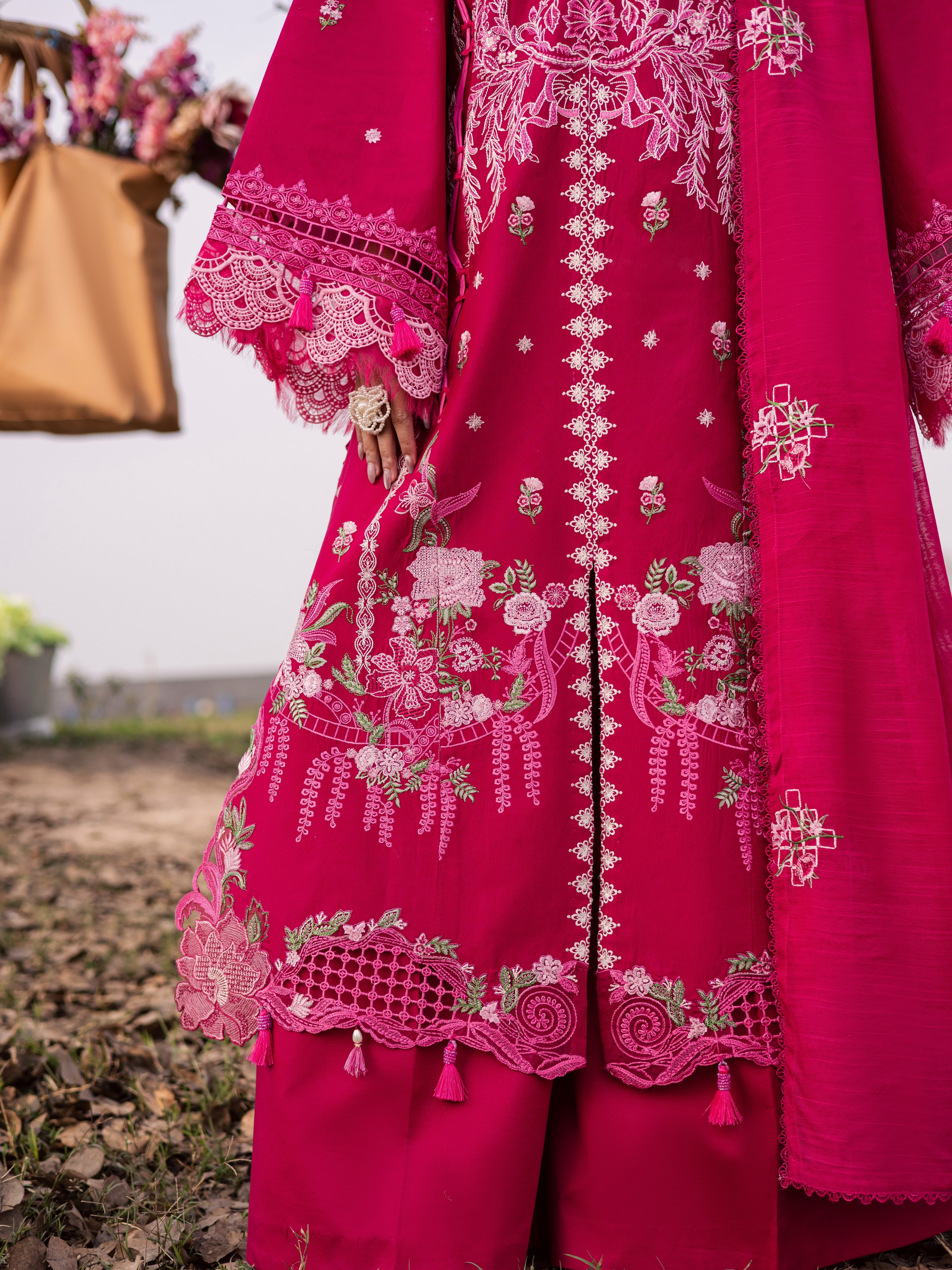 Dil-e-Raqsum Lawn – DQ-06