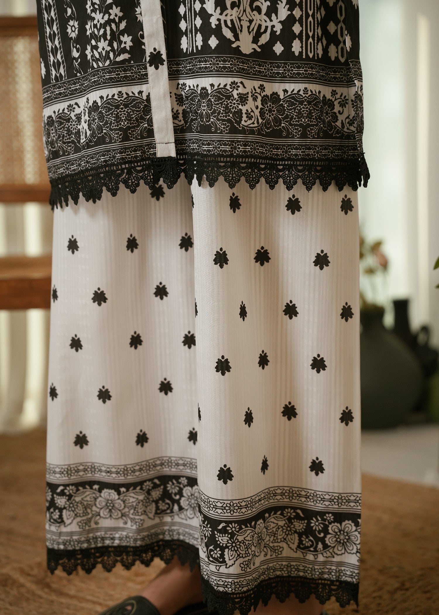 textured lawn Co Ord Sets in Black, white