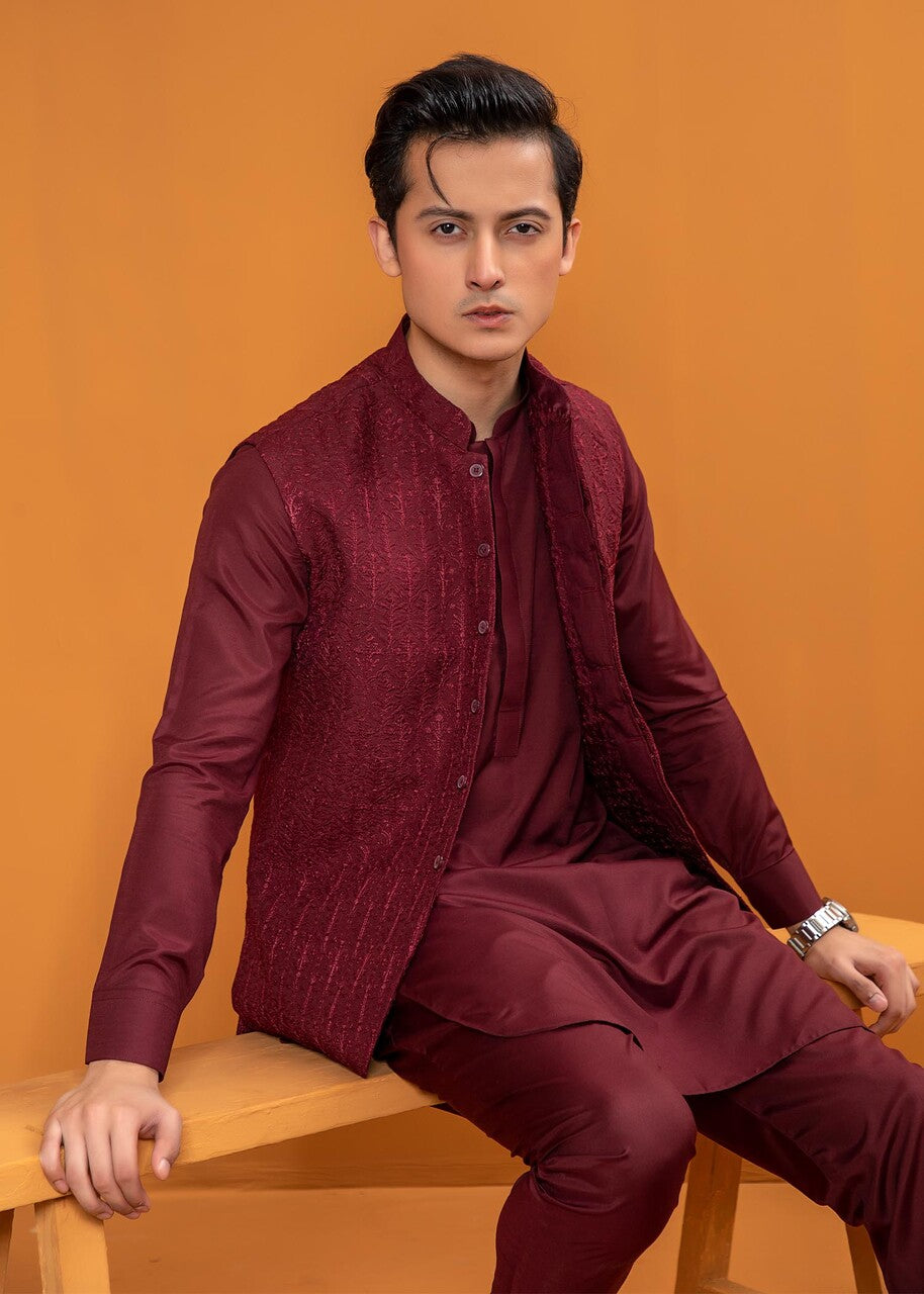 wash & wear Waistcoat in Maroon - view 6