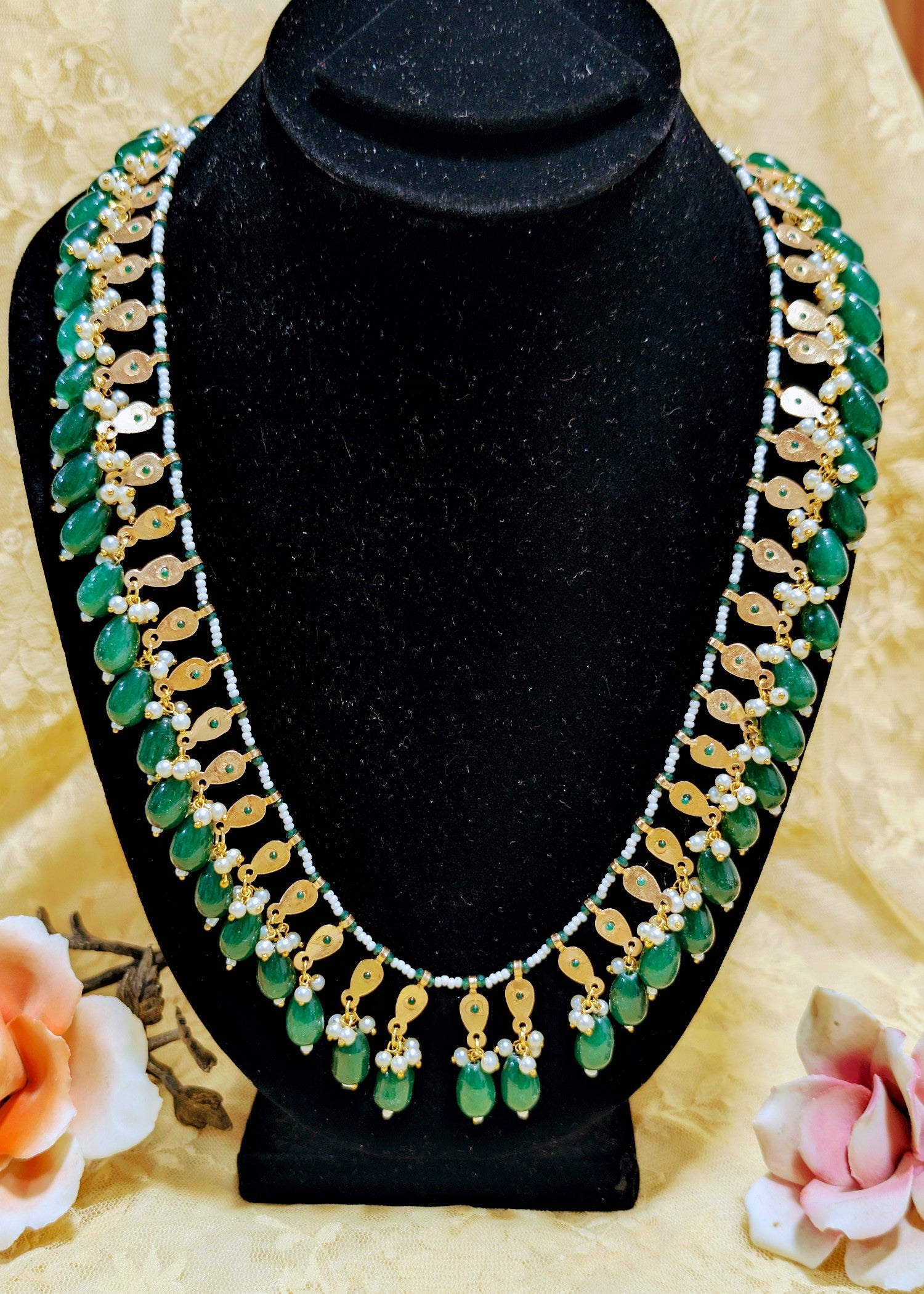 Necklace in Emerald green Color by - Trendy Women Necklace SPF2336