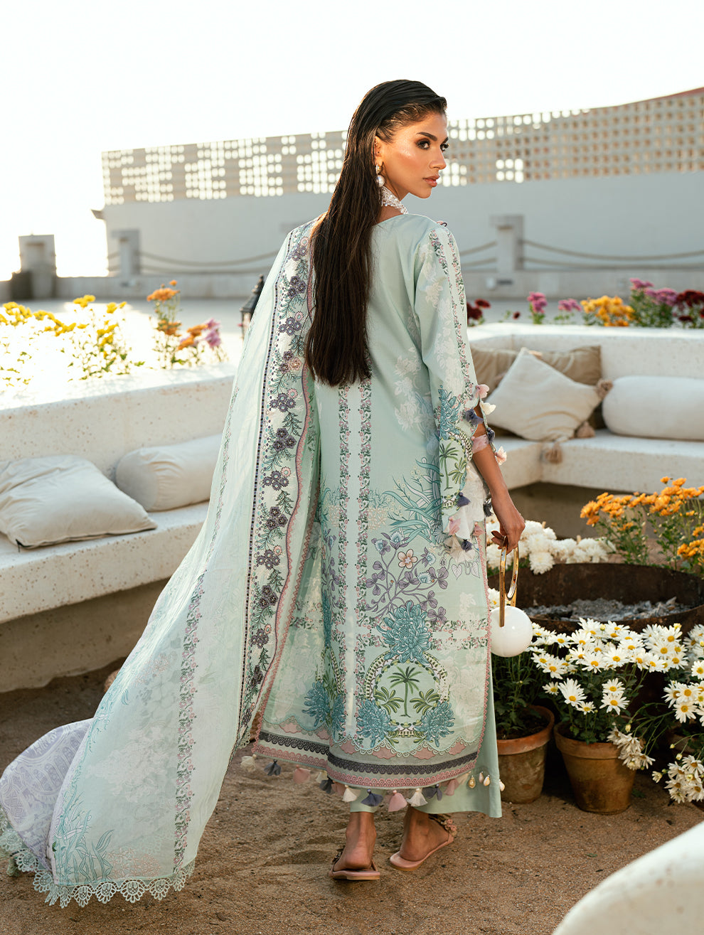 Needle Wonder Lawn – 20944