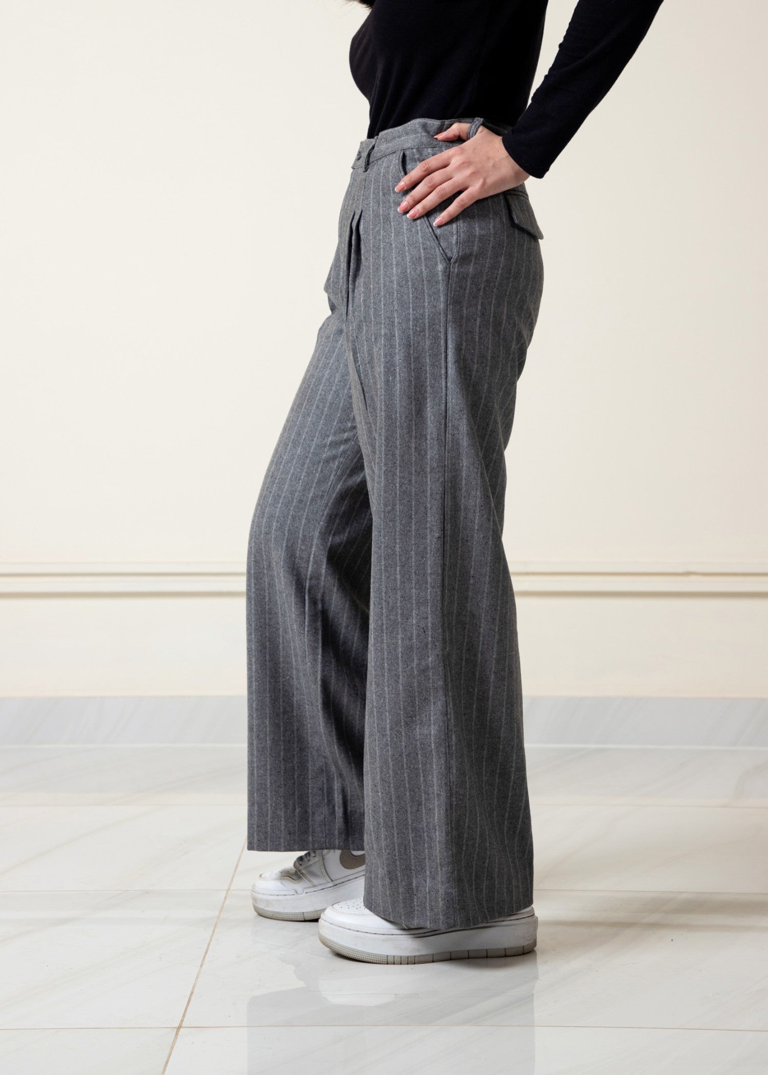 wool Pants in Grey