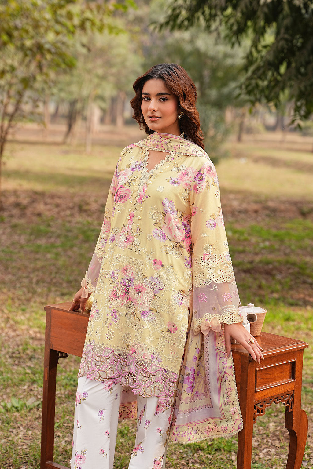 Dhanak Lawn – DH-105