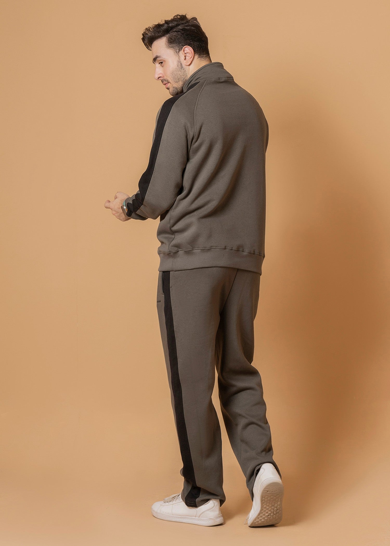 fleece Tracksuit in Black, forest green