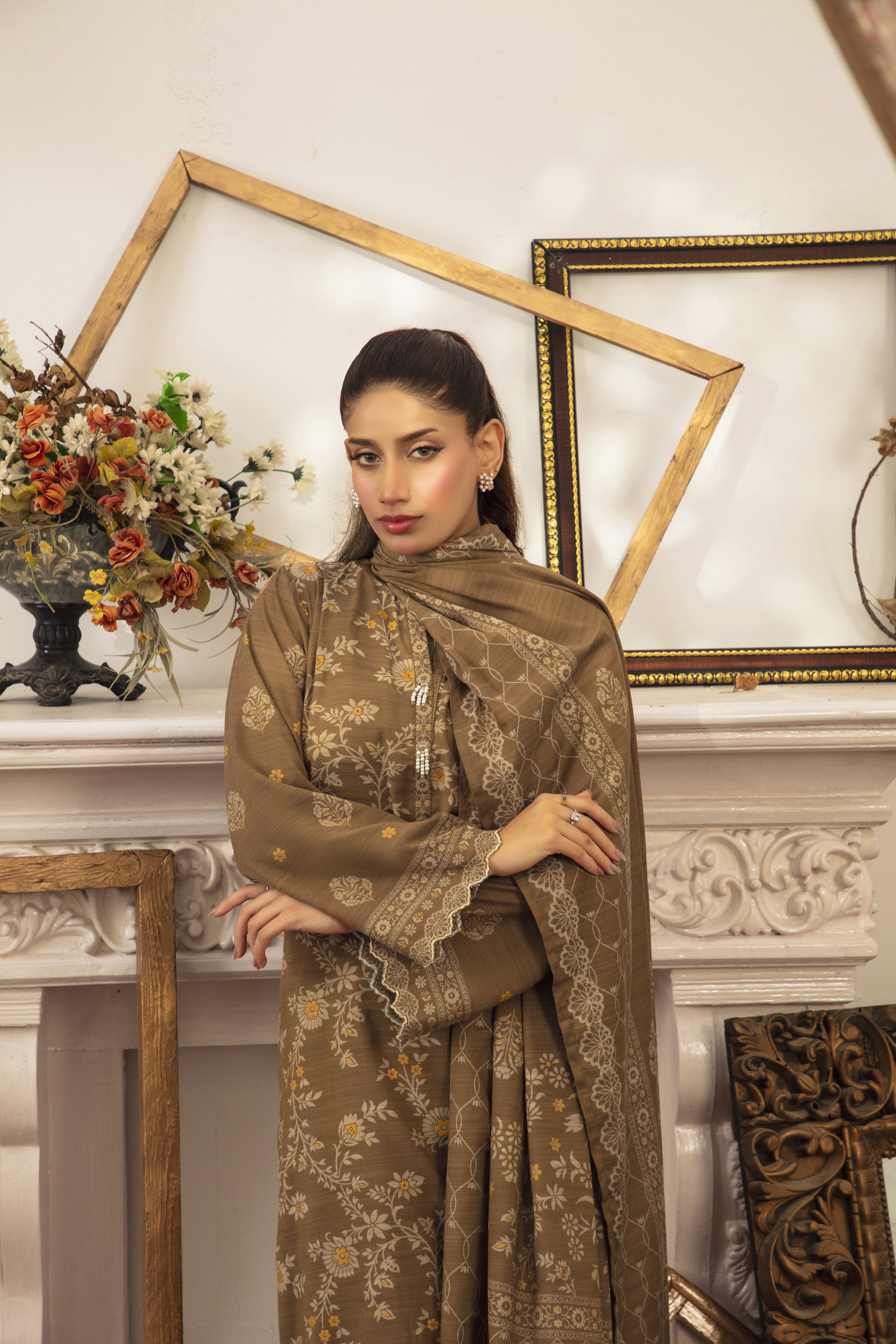 marina Unstitched in Earth brown
