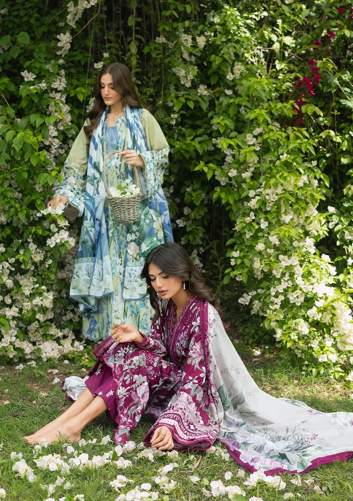 Bridgerton Prints Lawn – EPB-2A GARDEN AFFAIR