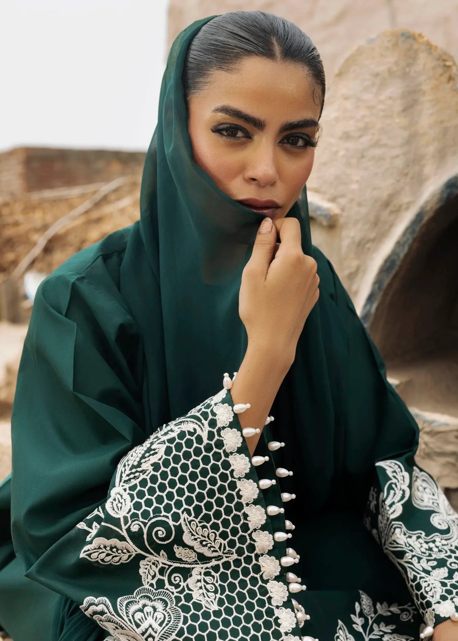 lawn cotton Kurta Set in Hunter green
