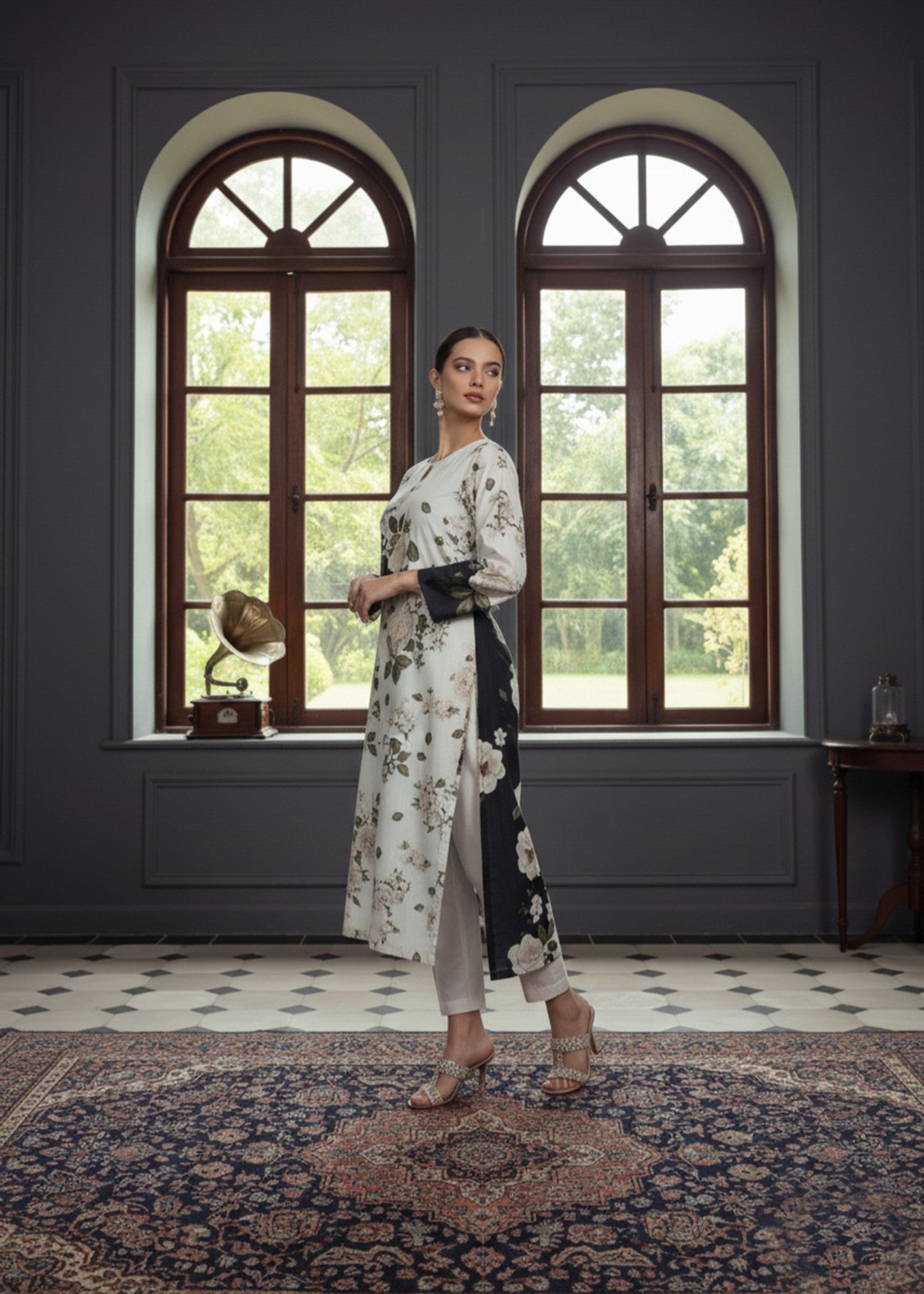 poly lawn Kurta Set in Multi, jet black