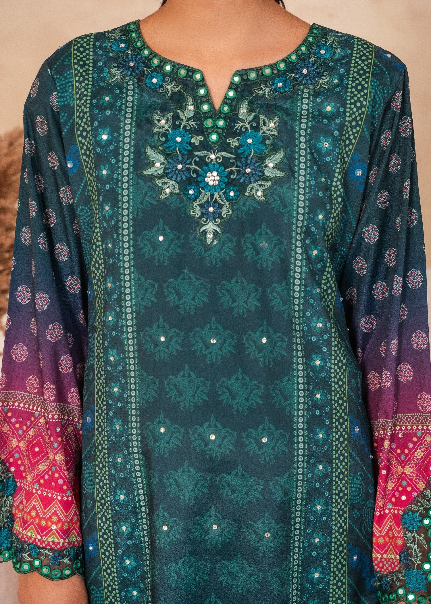 crepe silk Kurta Set in Green