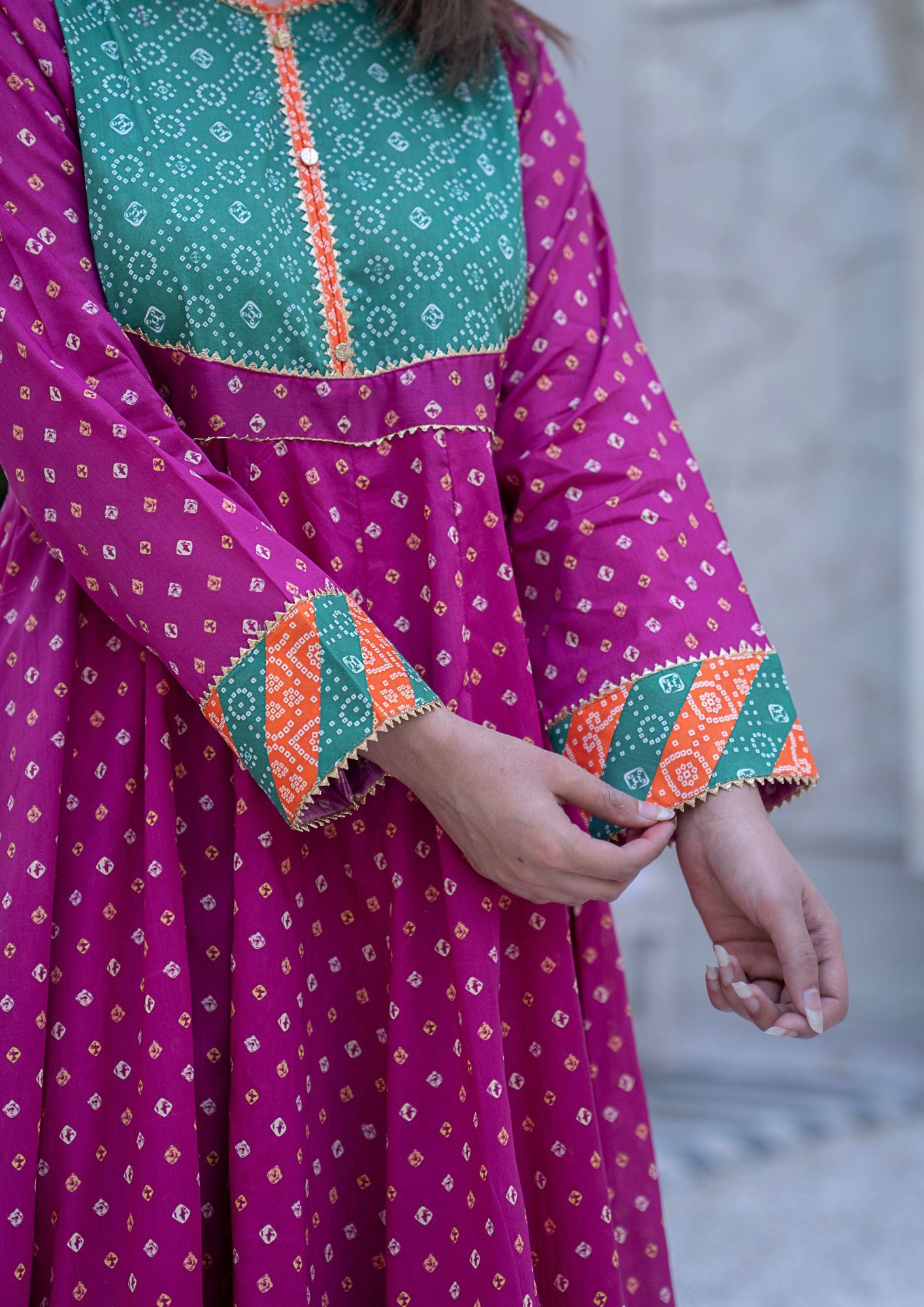lawn Pishwas in Sea green, magenta haze